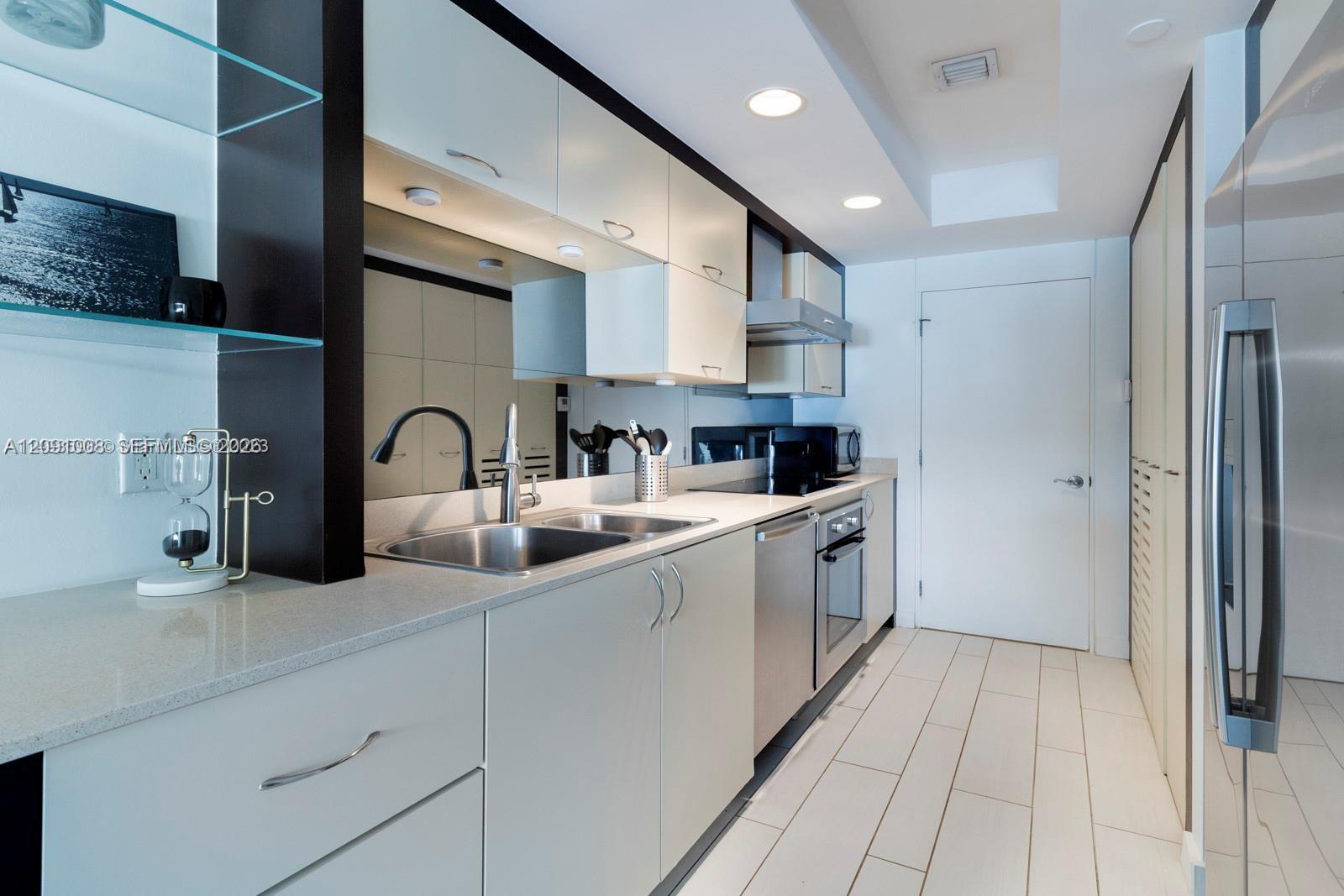 2130 Park Ave # 5