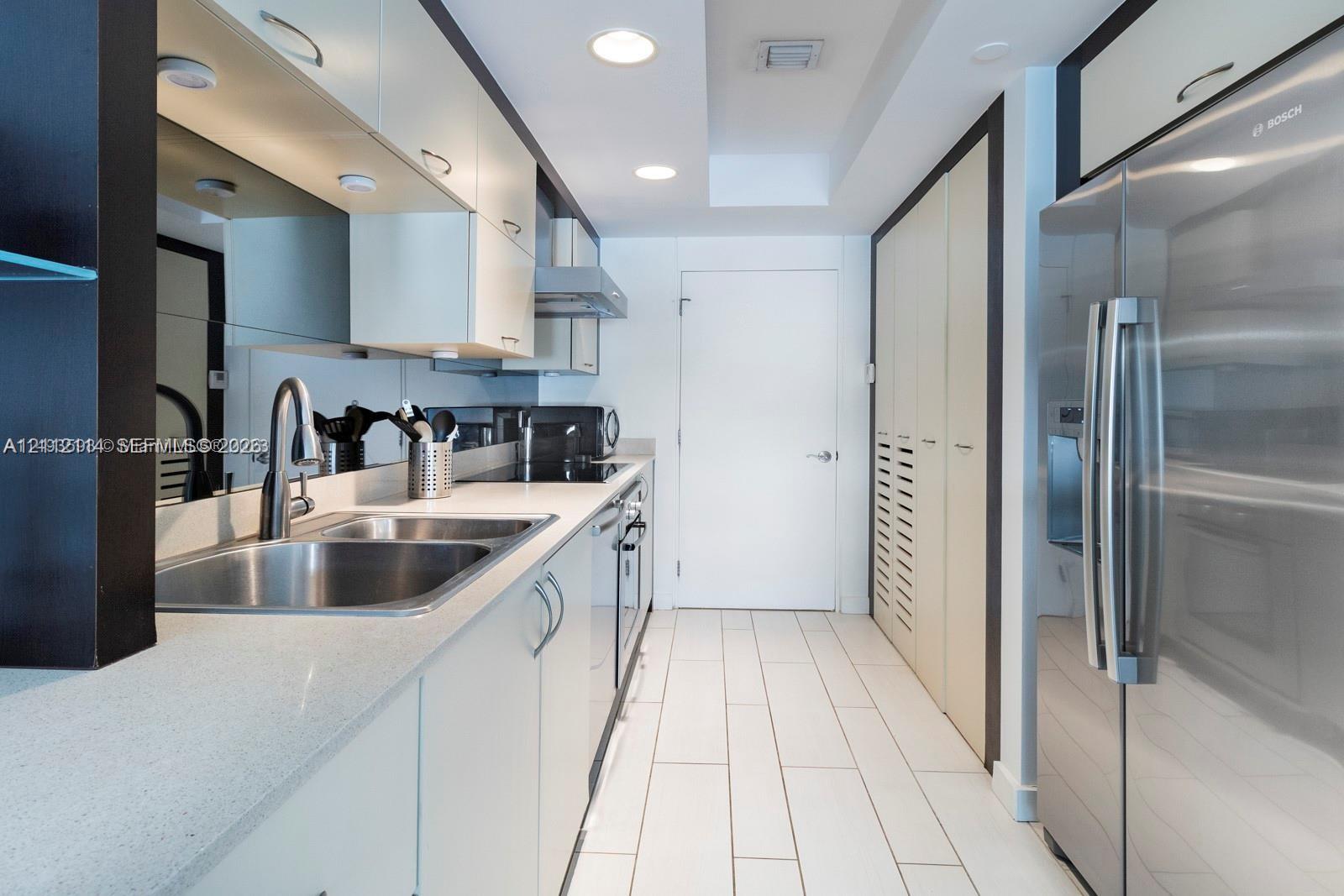 2130 Park Ave # 5