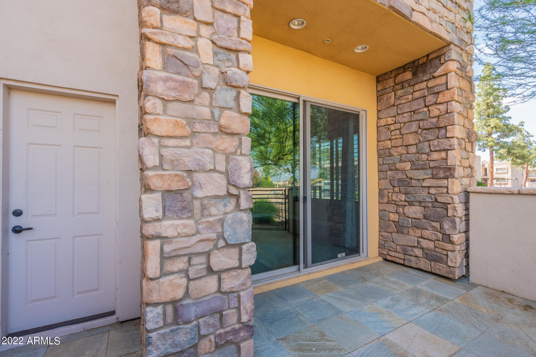 4931 N WOODMERE FAIRWAY -- # 1005