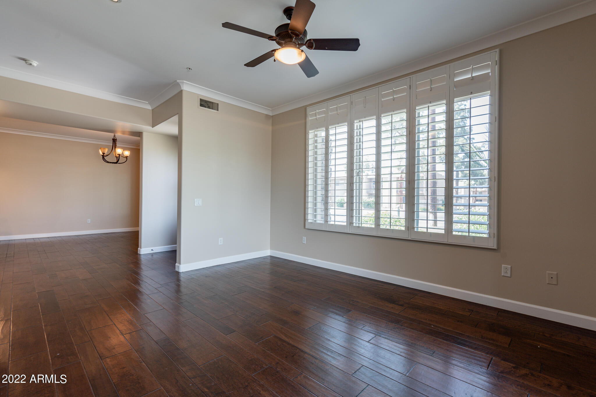 4931 N WOODMERE FAIRWAY -- # 1005