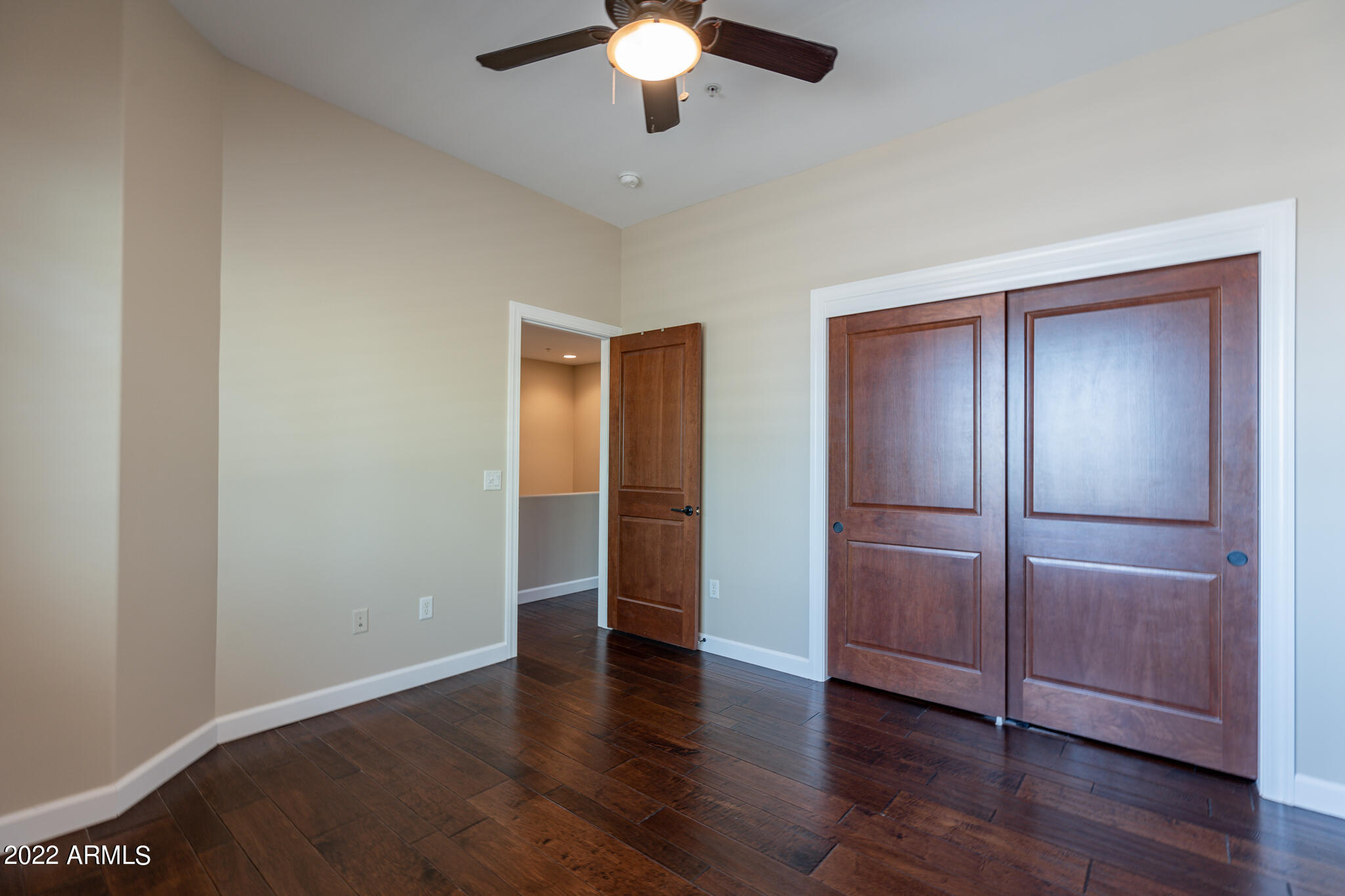 4931 N WOODMERE FAIRWAY -- # 1005