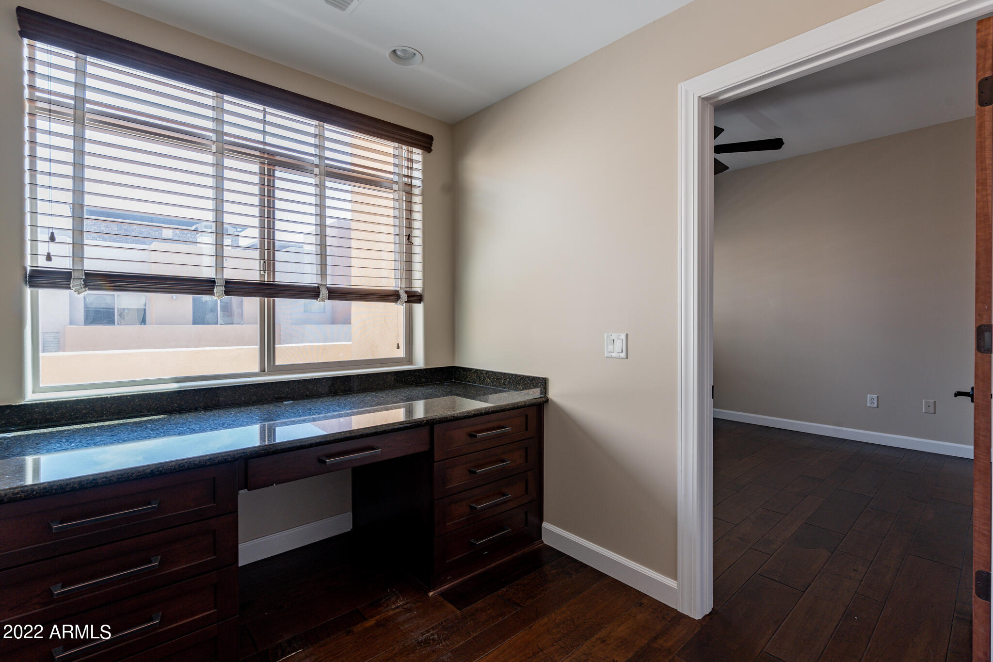 4931 N WOODMERE FAIRWAY -- # 1005