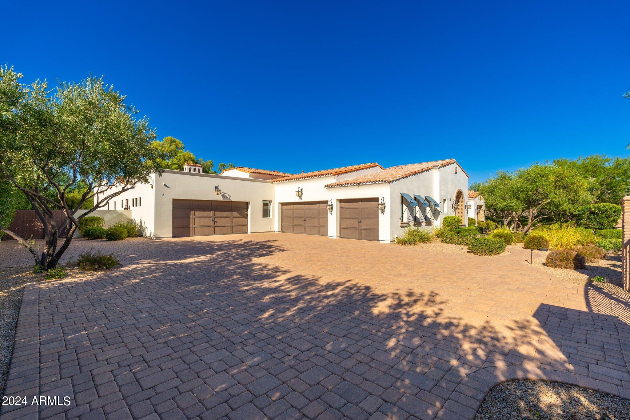6630 E STALLION Road