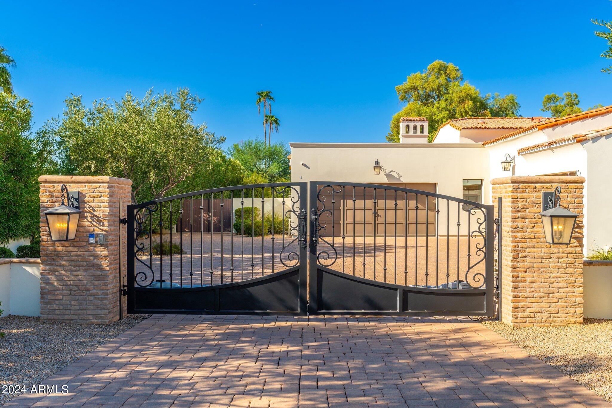 6630 E STALLION Road