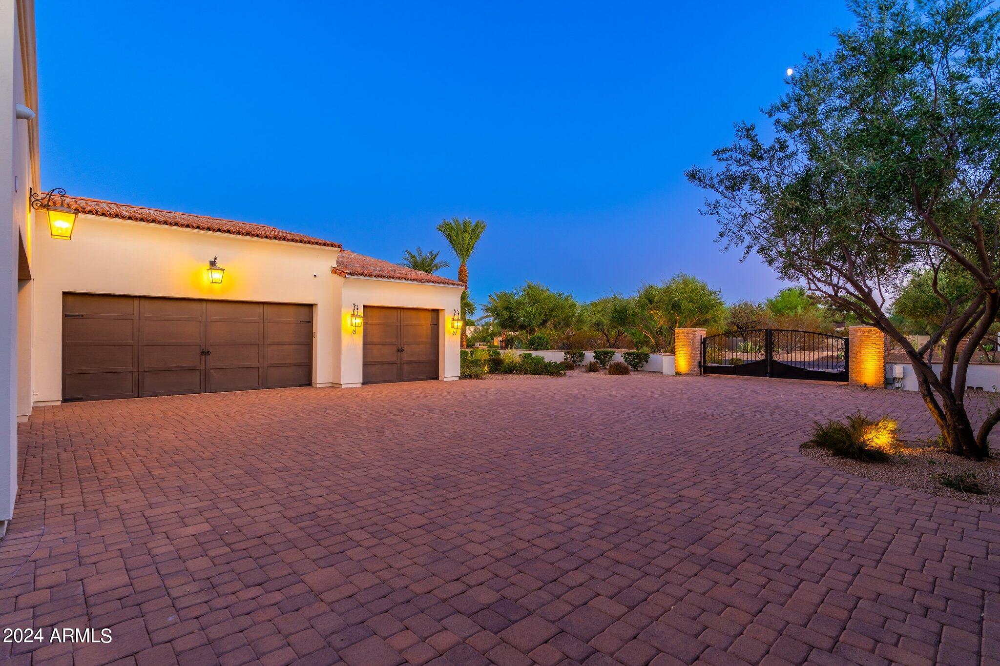 6630 E STALLION Road