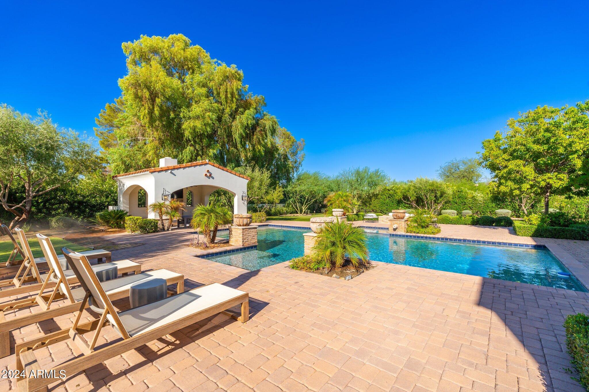 6630 E STALLION Road