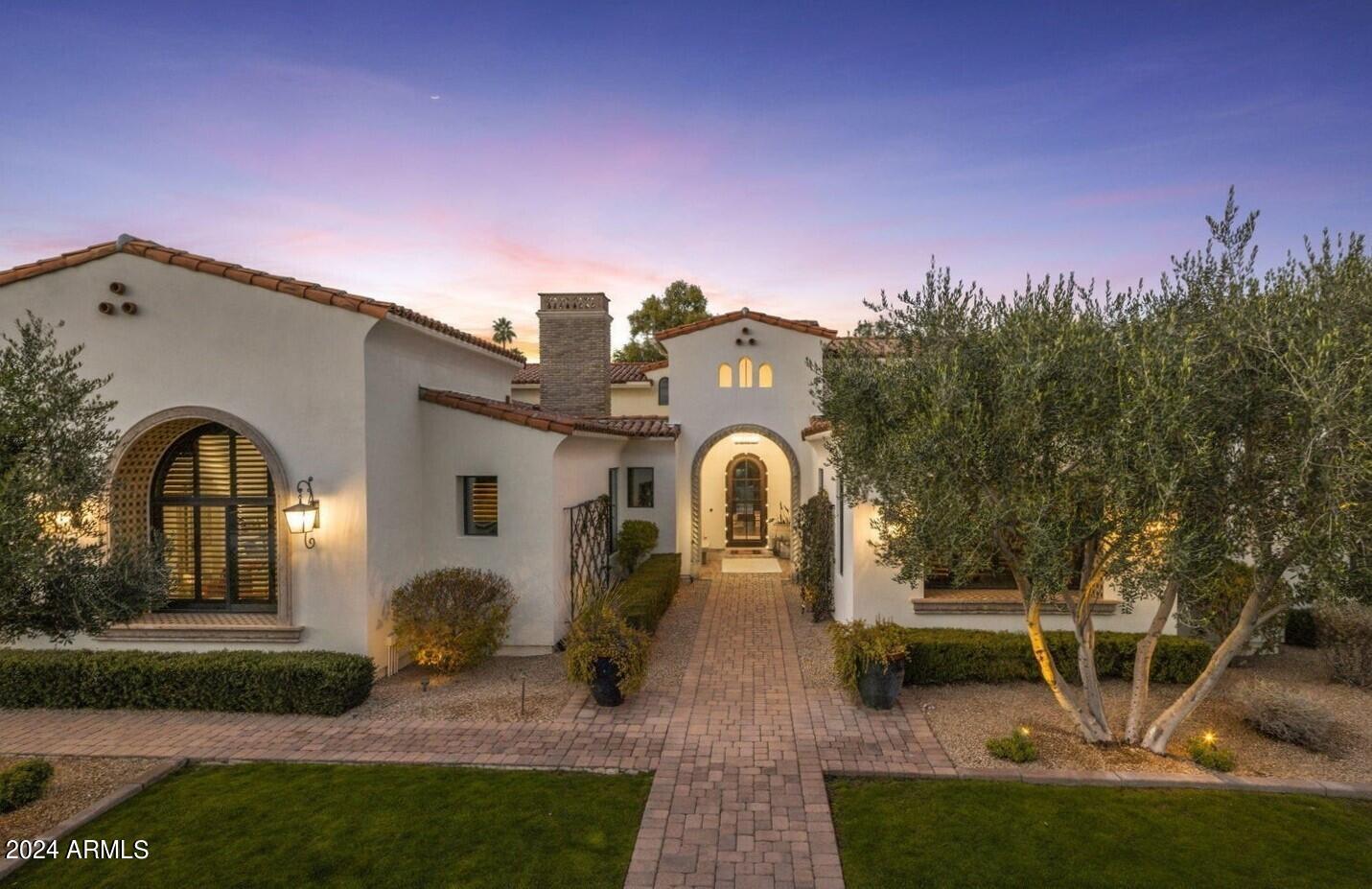 6630 E STALLION Road