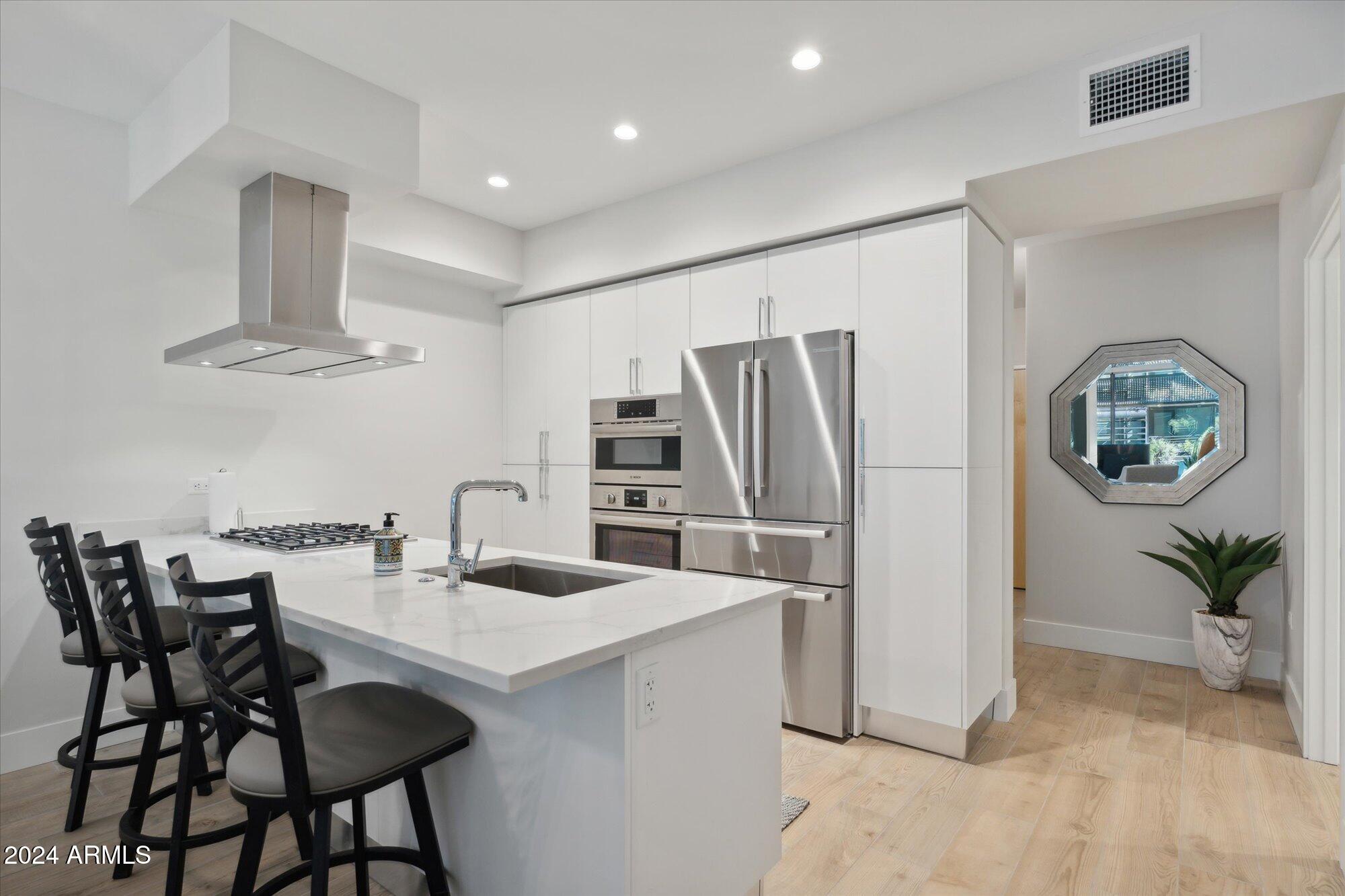 7180 E KIERLAND Boulevard # 406