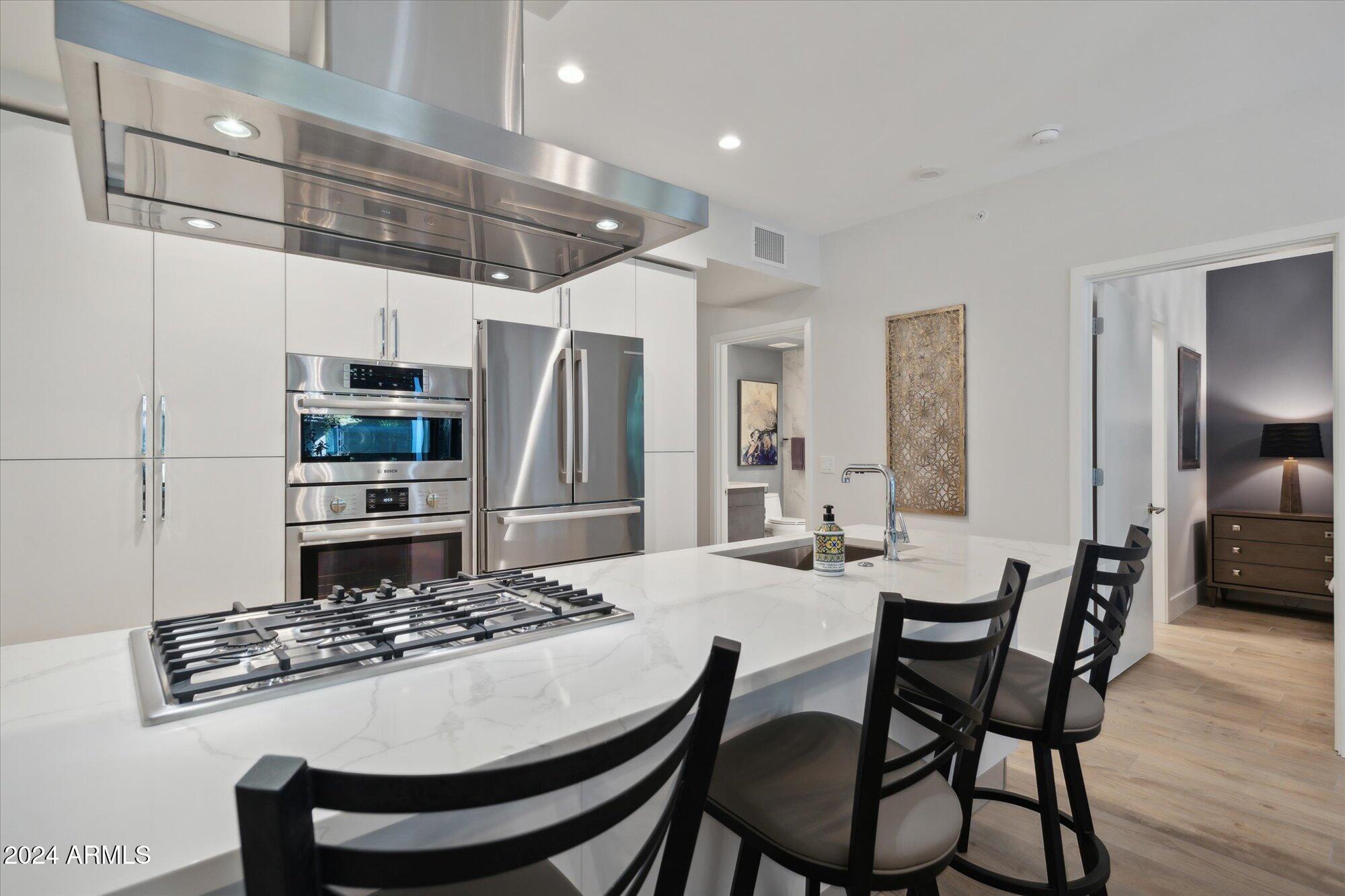 7180 E KIERLAND Boulevard # 406
