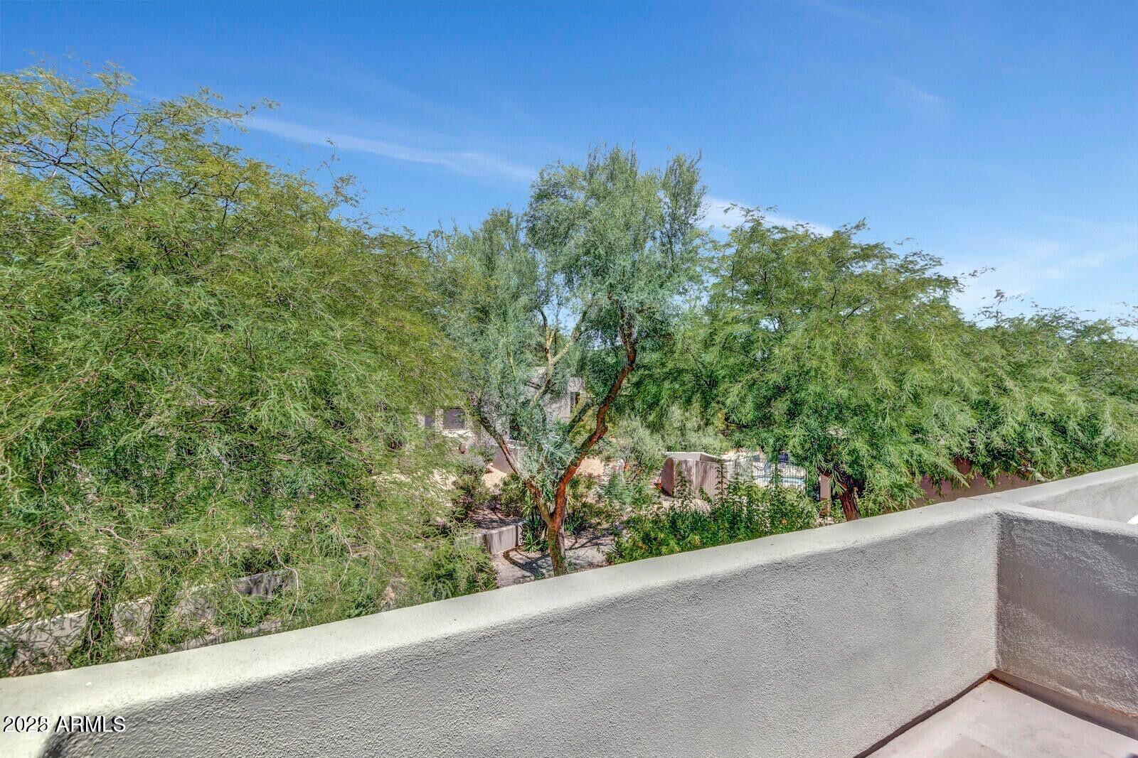 20802 N GRAYHAWK Drive, 1123