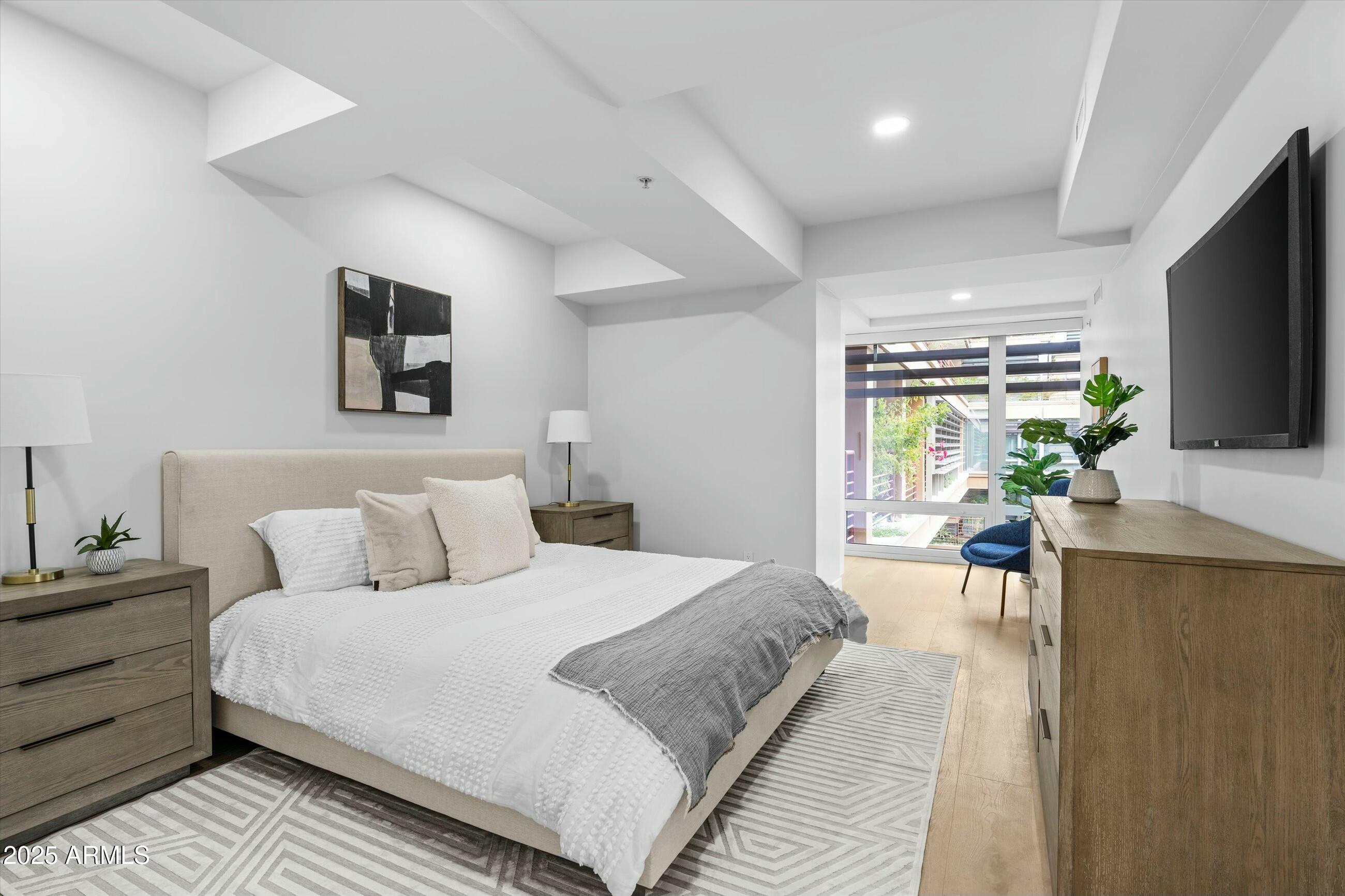 7137 E RANCHO VISTA Drive, 5001