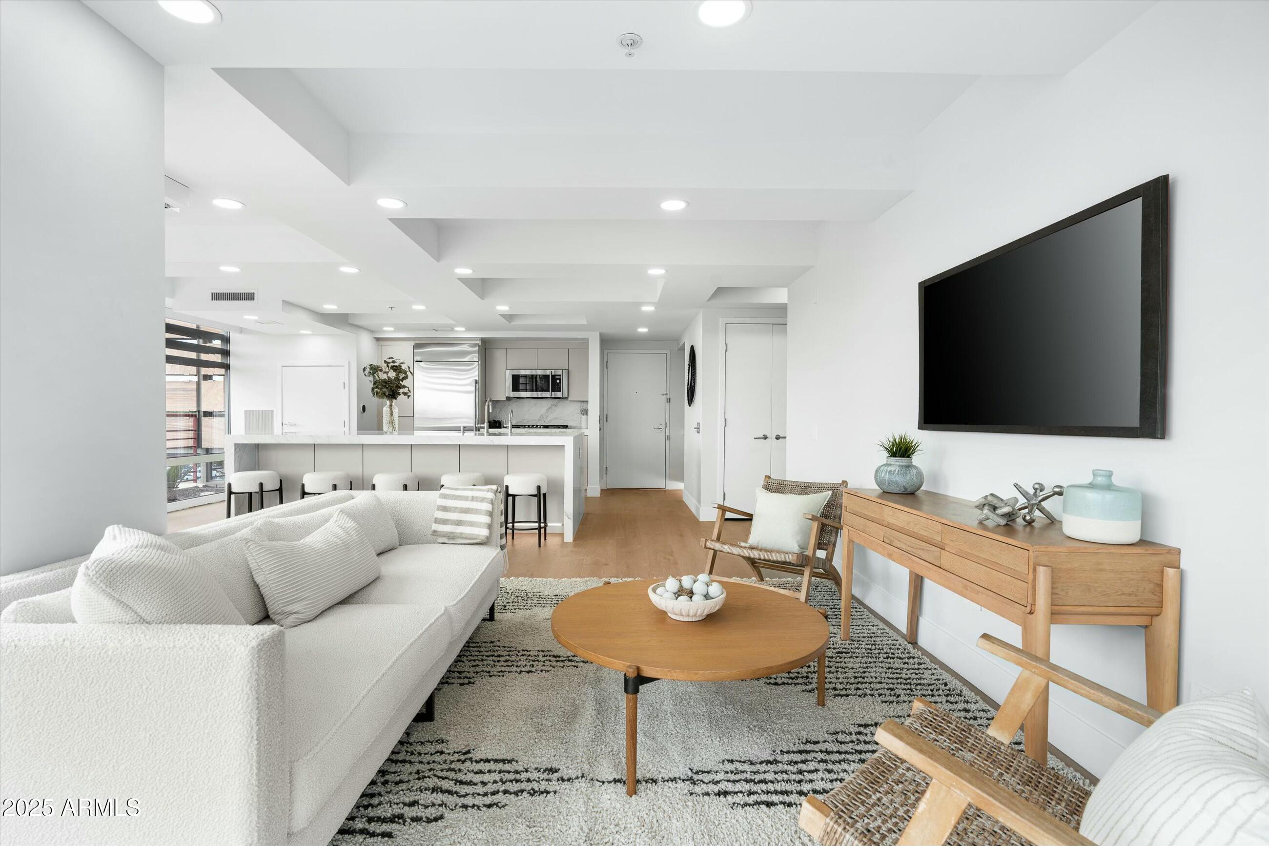7137 E RANCHO VISTA Drive, 5001