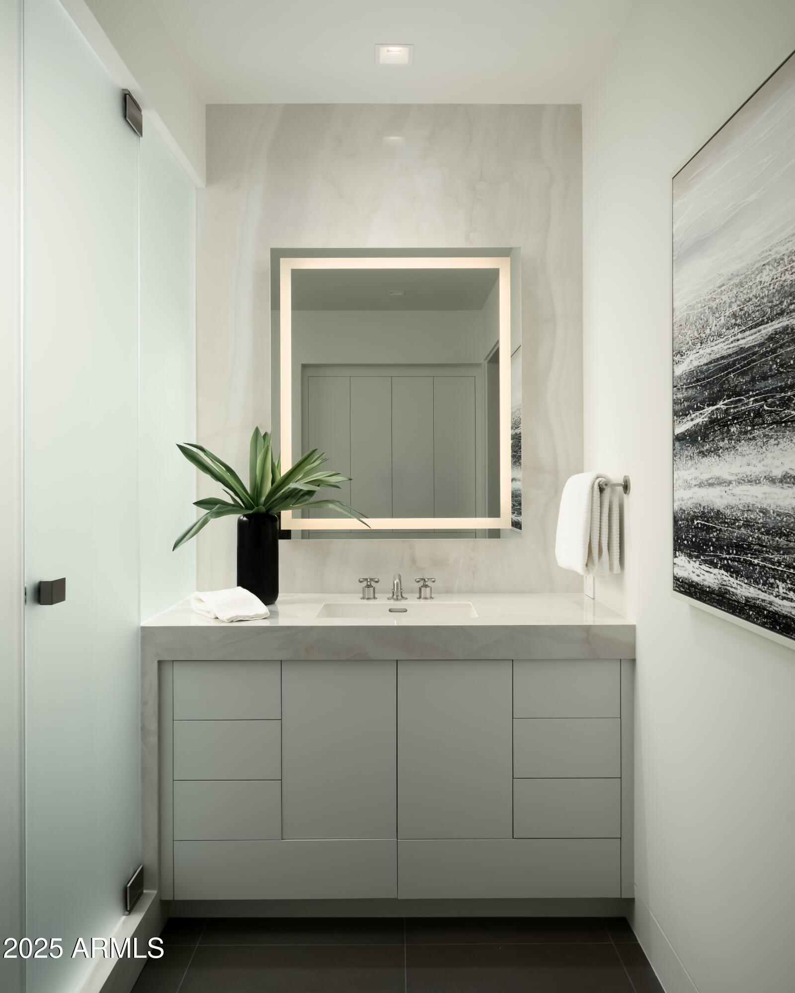 6587 N PALMERAIE Boulevard, 3020