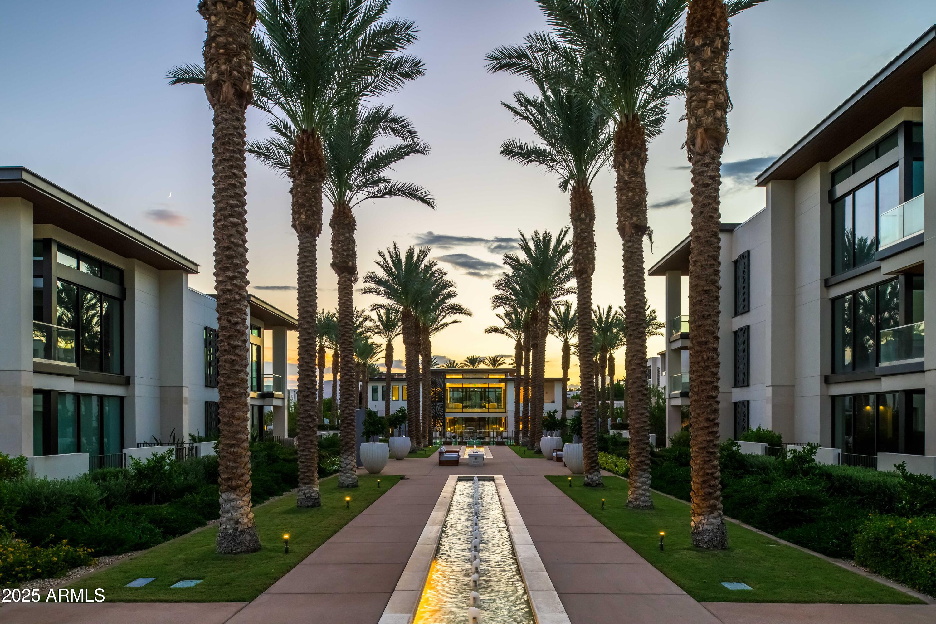 6587 N PALMERAIE Boulevard, 3020