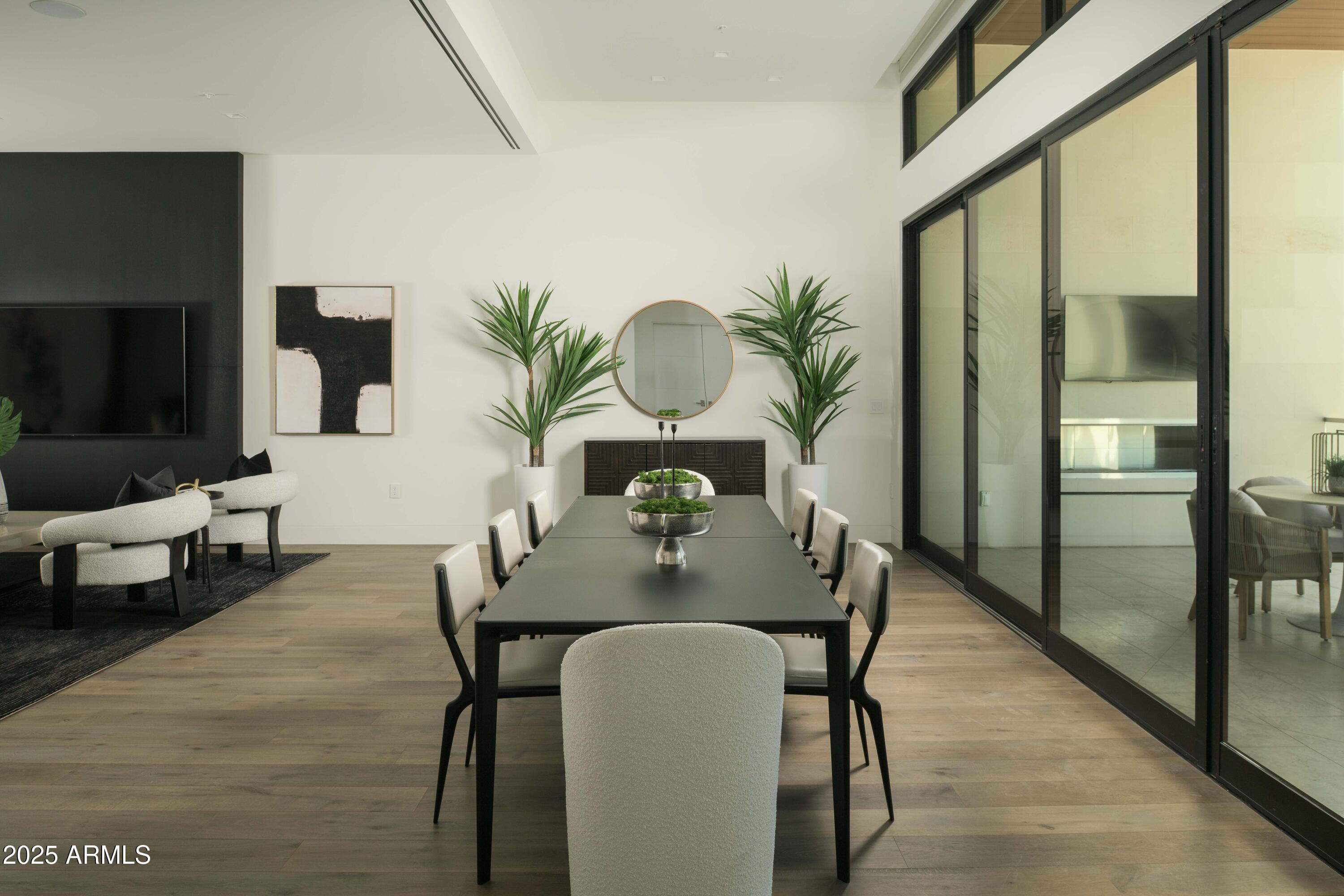 6587 N PALMERAIE Boulevard, 3020