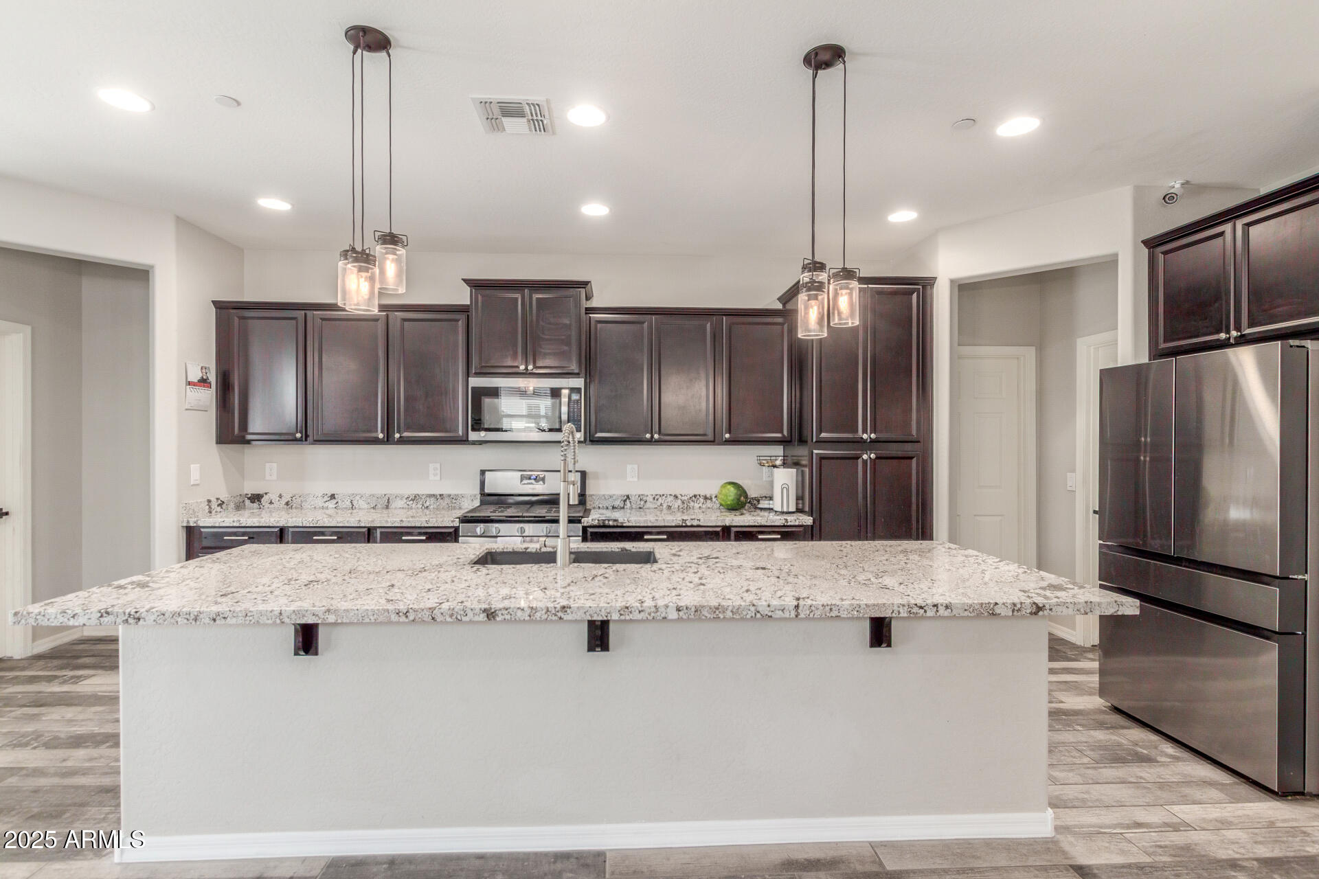 21217 W GRANADA Road