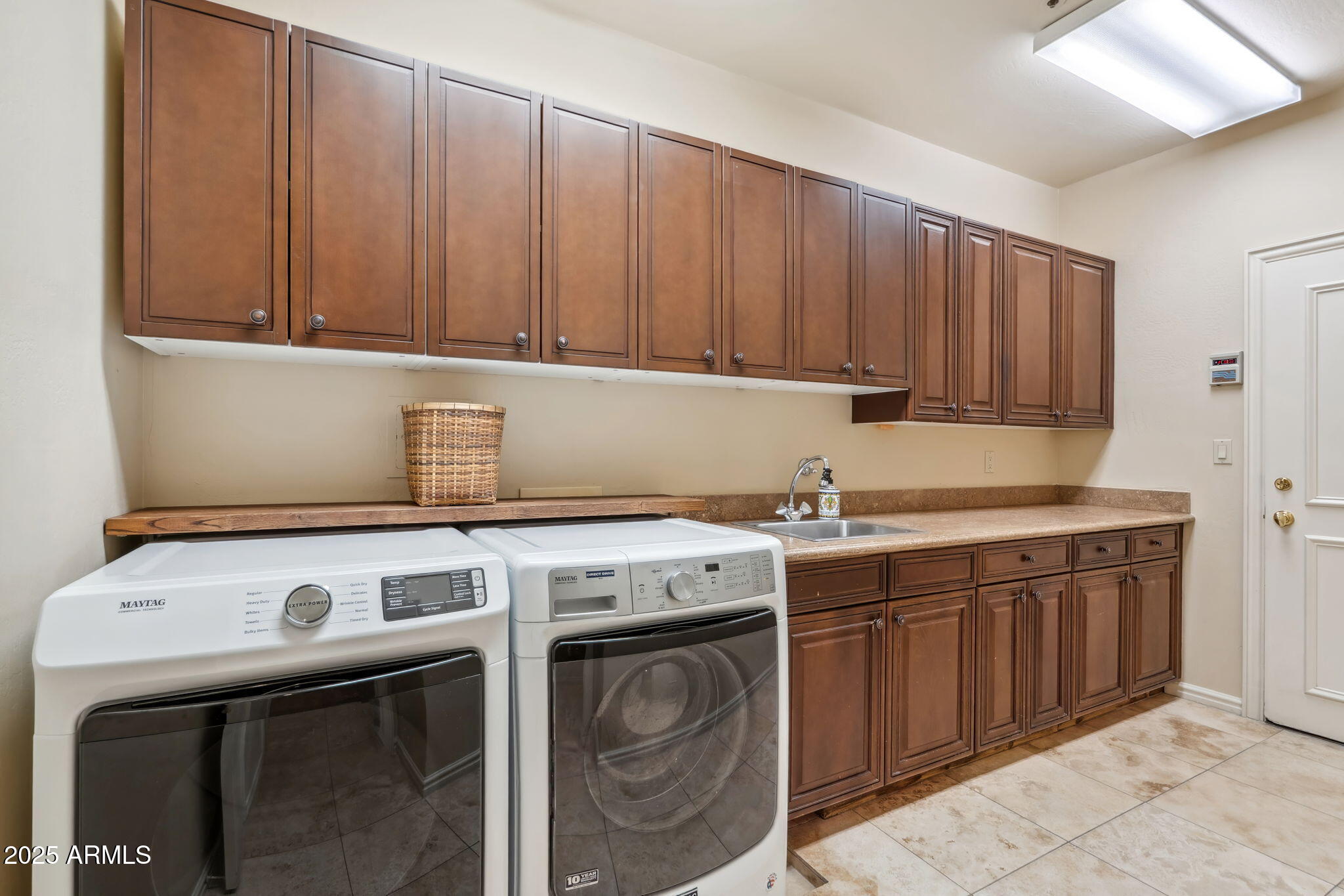 25150 N WINDY WALK Drive 37