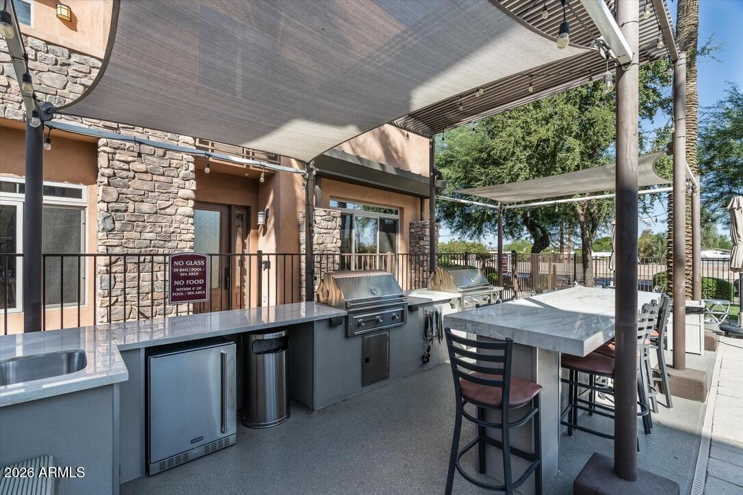 4931 N WOODMERE FAIRWAY 1005