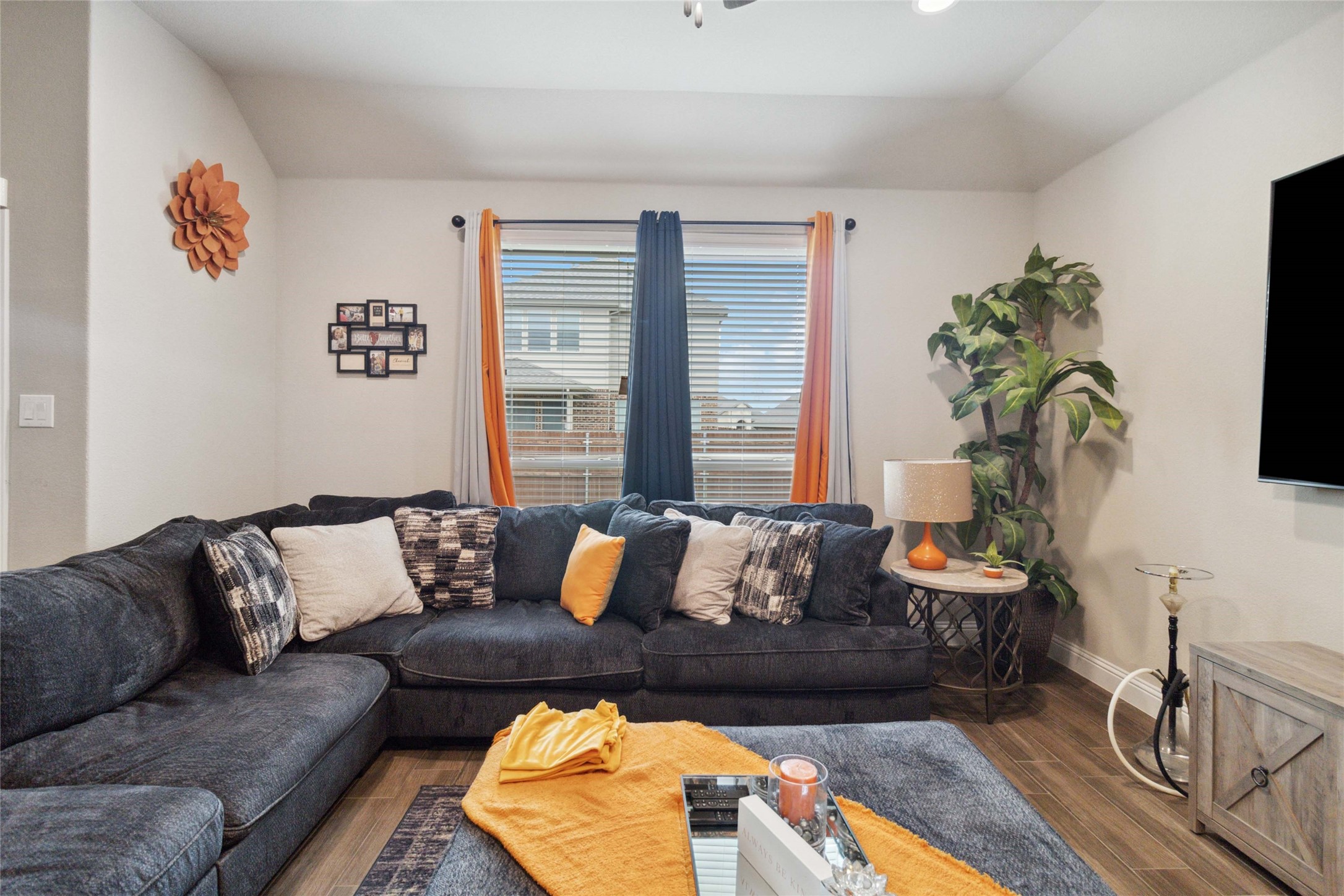 907 Hondo Lane