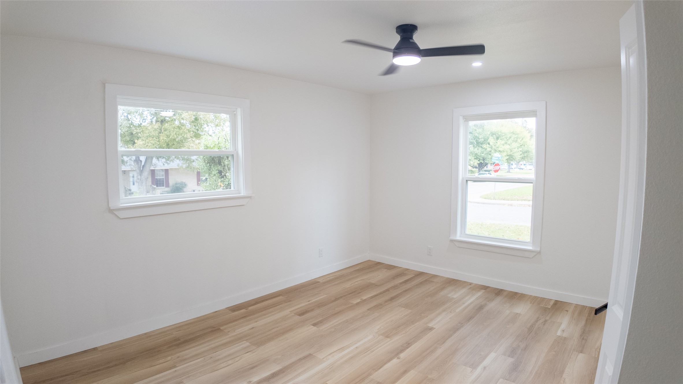5607 elm valley Lane