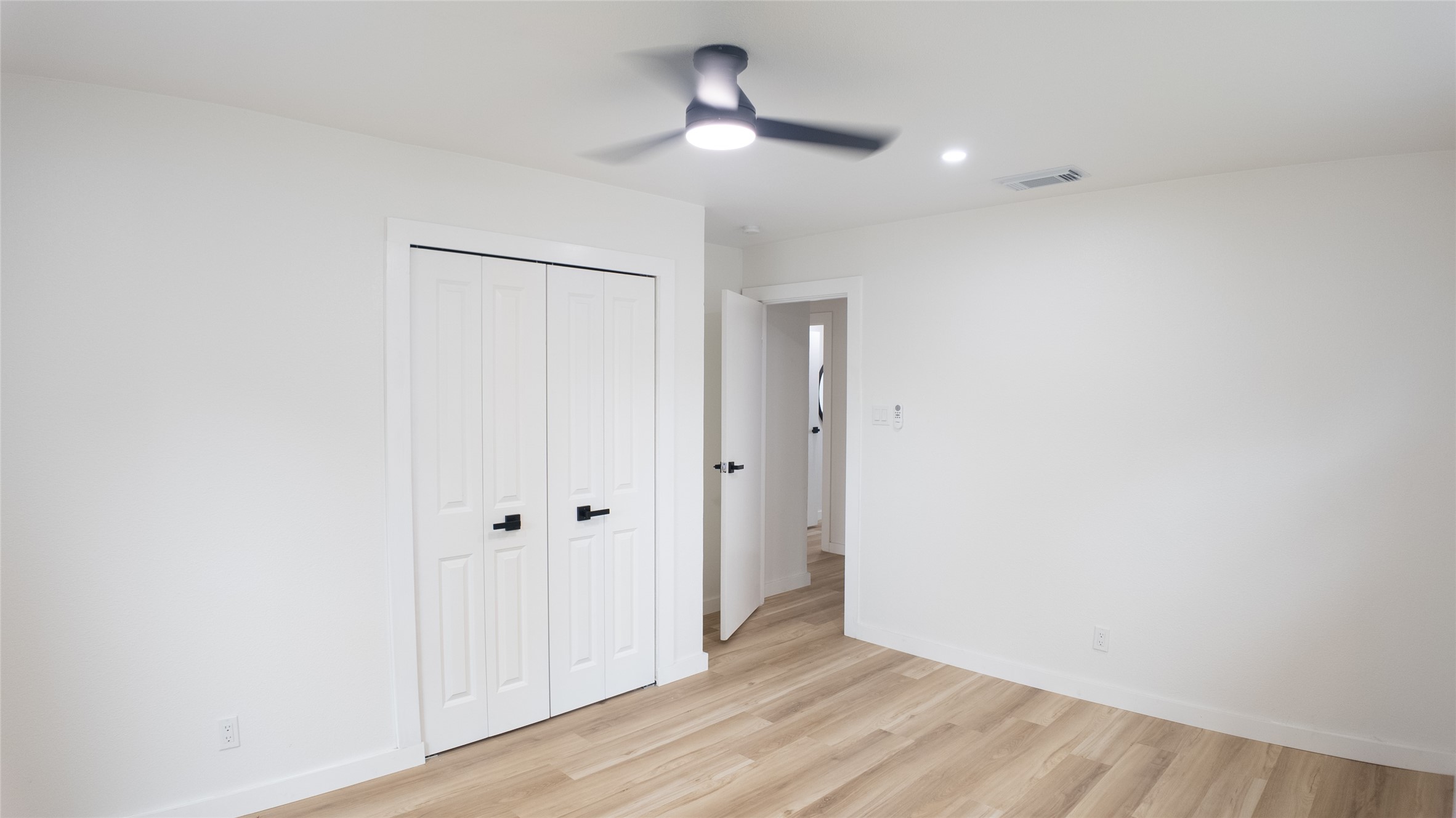 5607 elm valley Lane