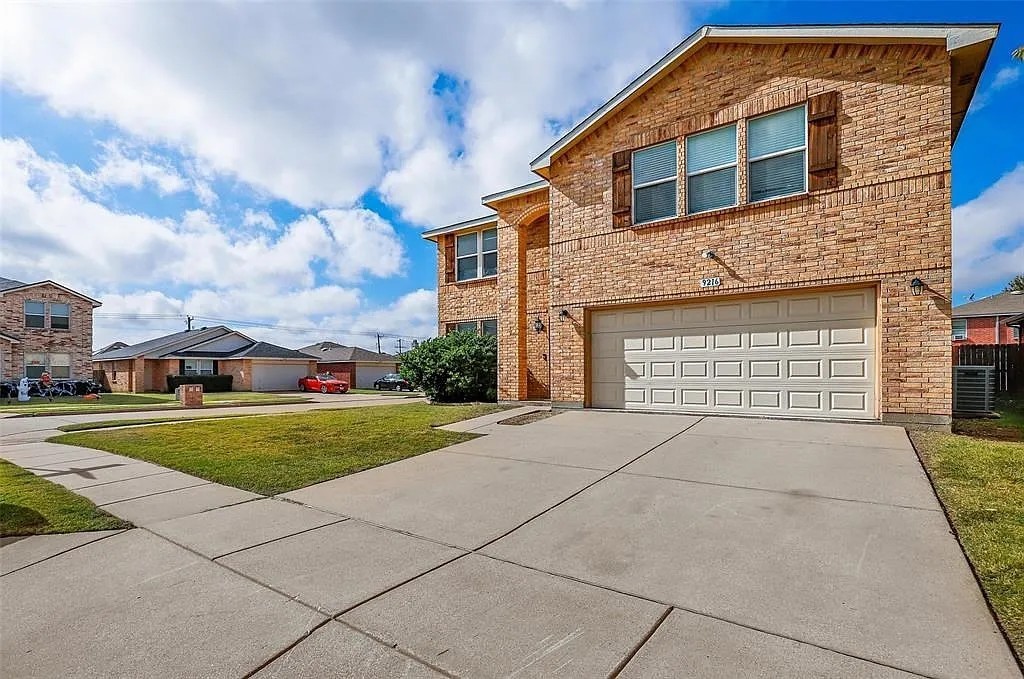 9216 Old Clydesdale Drive