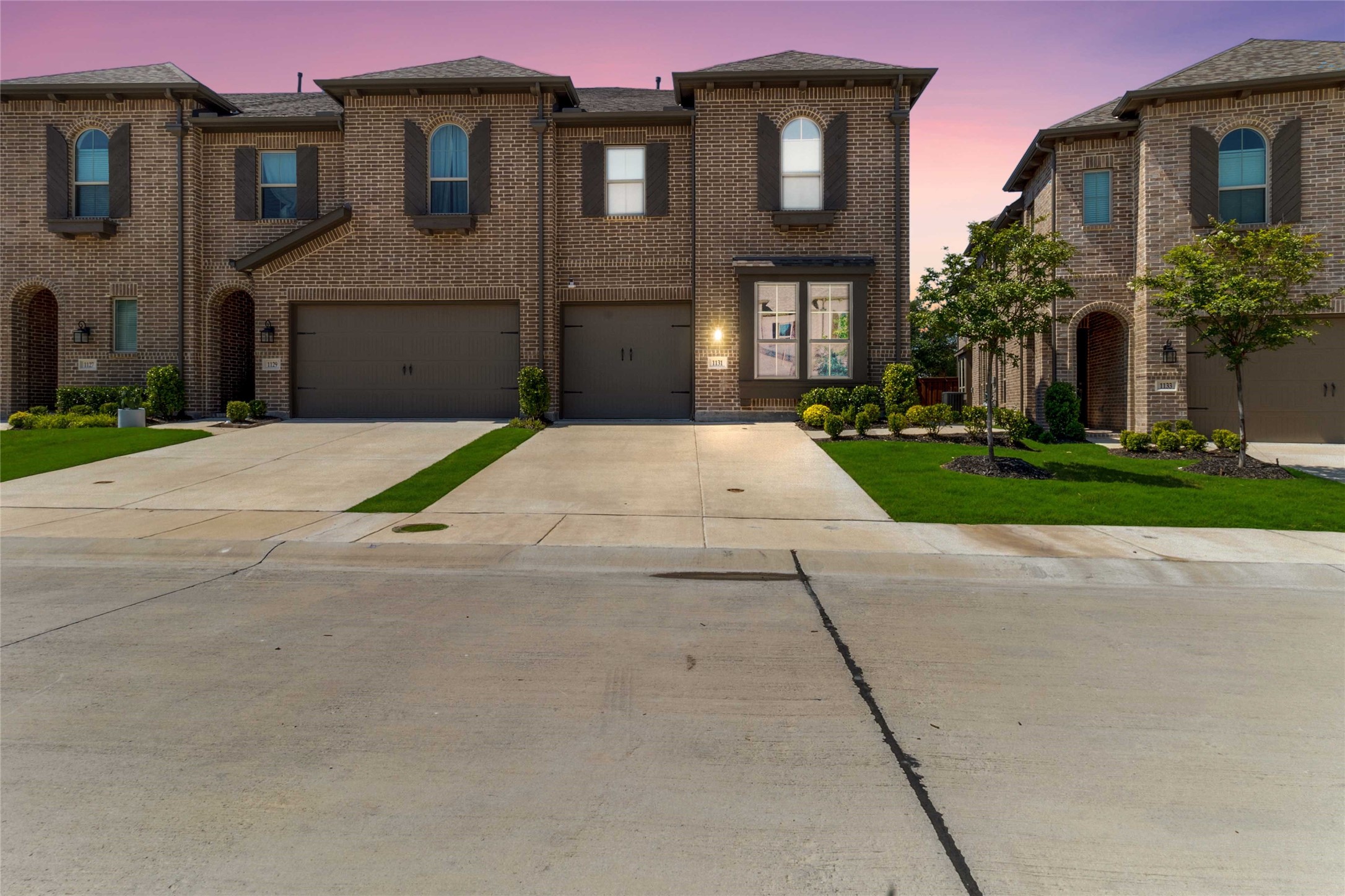 1131 Queensdown Way