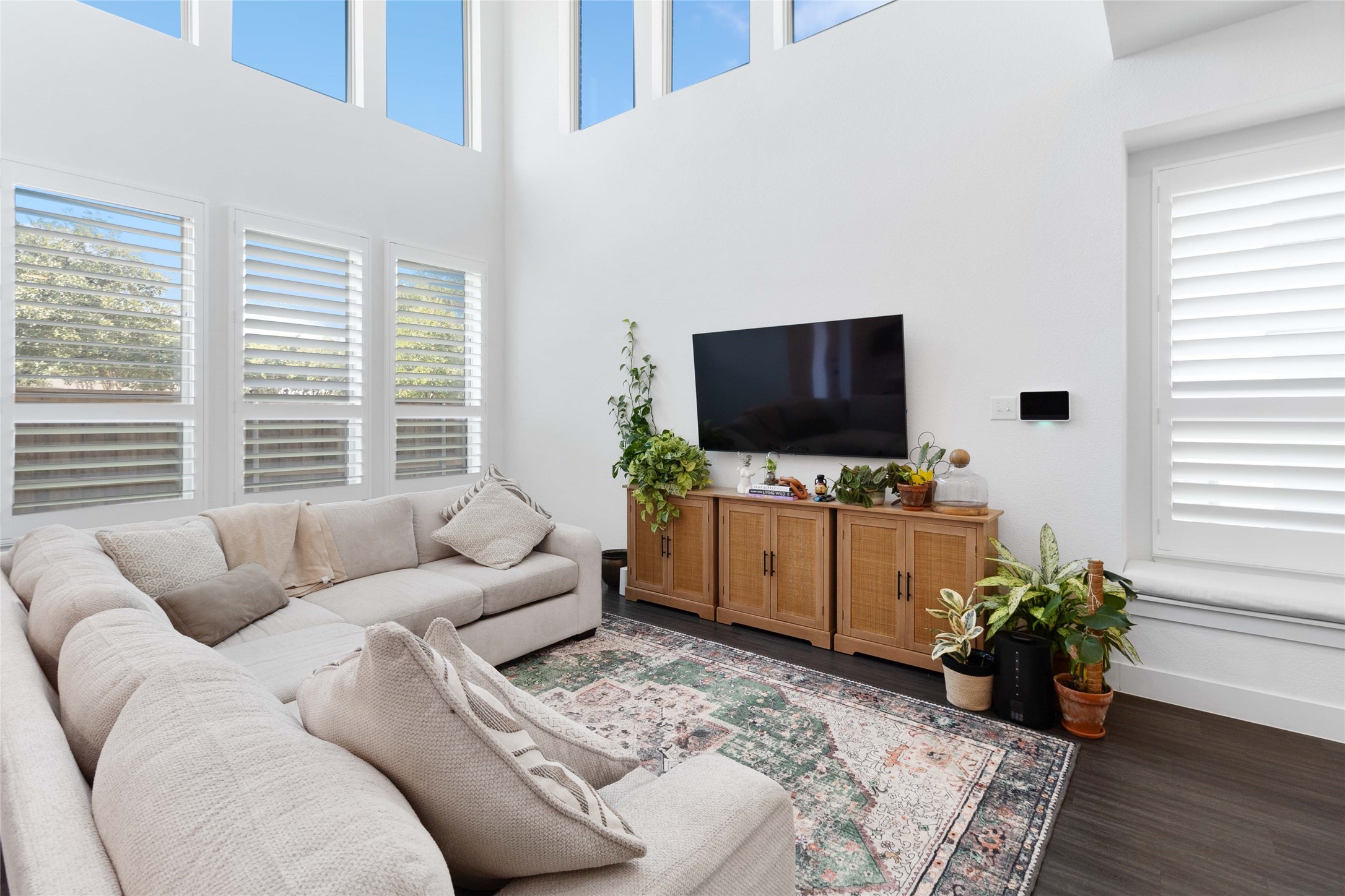 1131 Queensdown Way