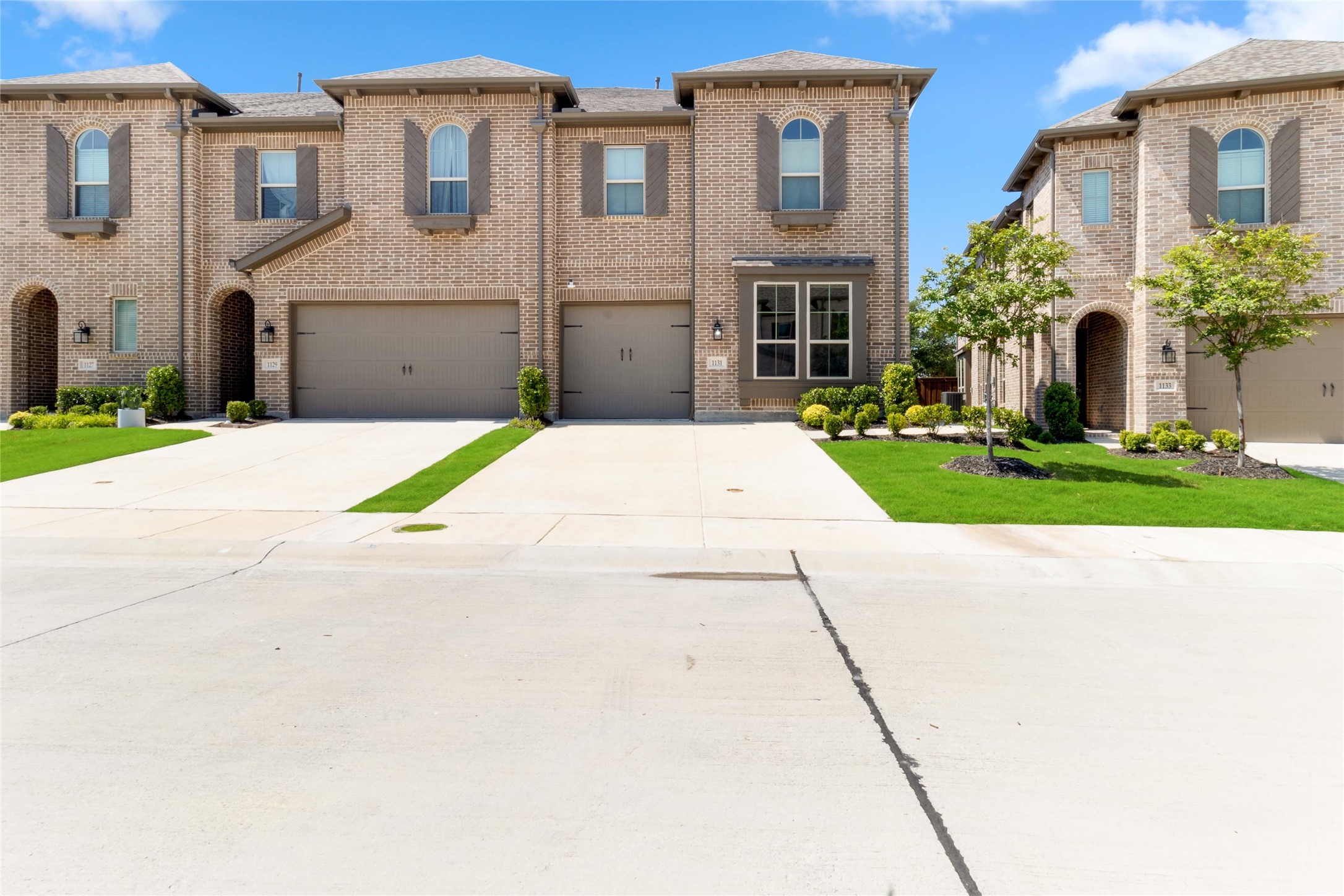 1131 Queensdown Way