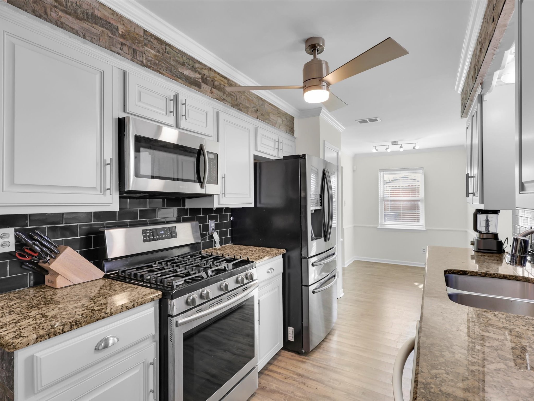 2105 Mars Drive