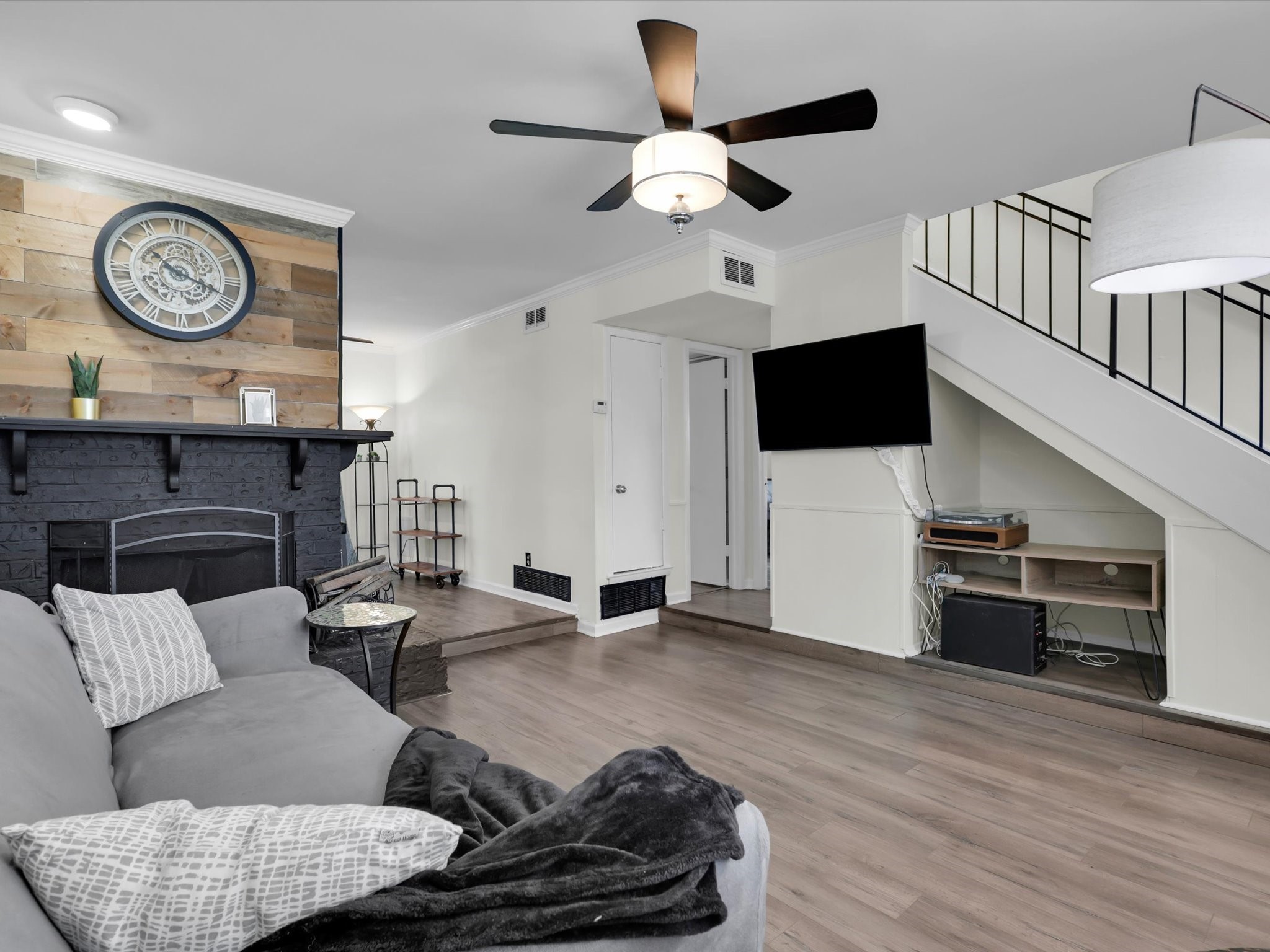 2105 Mars Drive