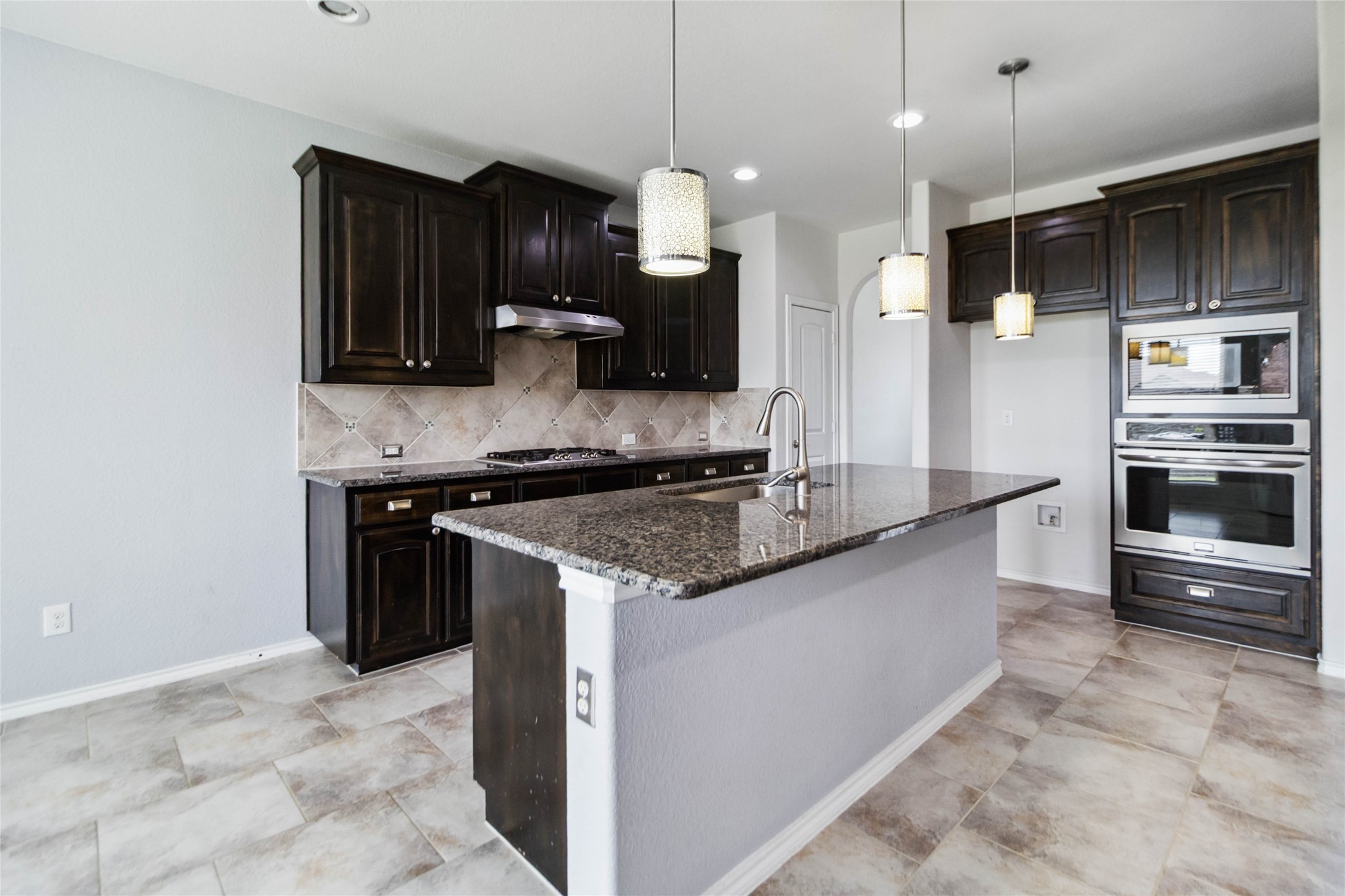 1112 Crest Ridge Drive