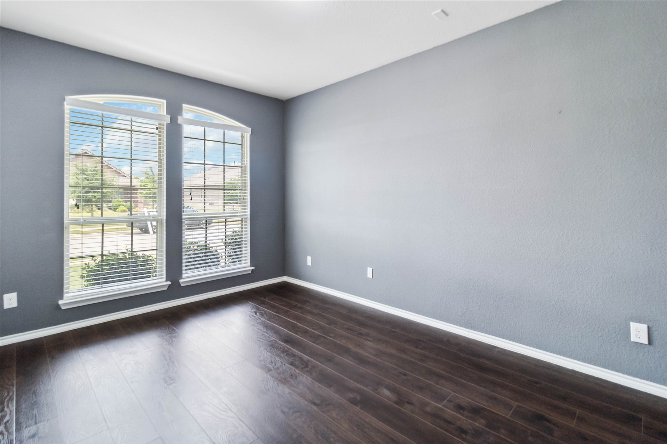 1112 Crest Ridge Drive