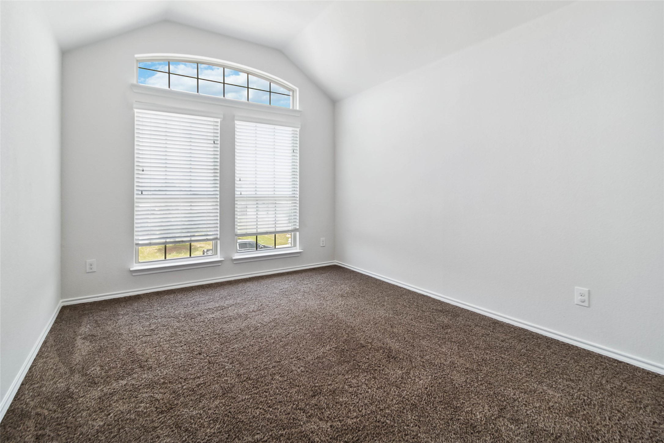 1112 Crest Ridge Drive