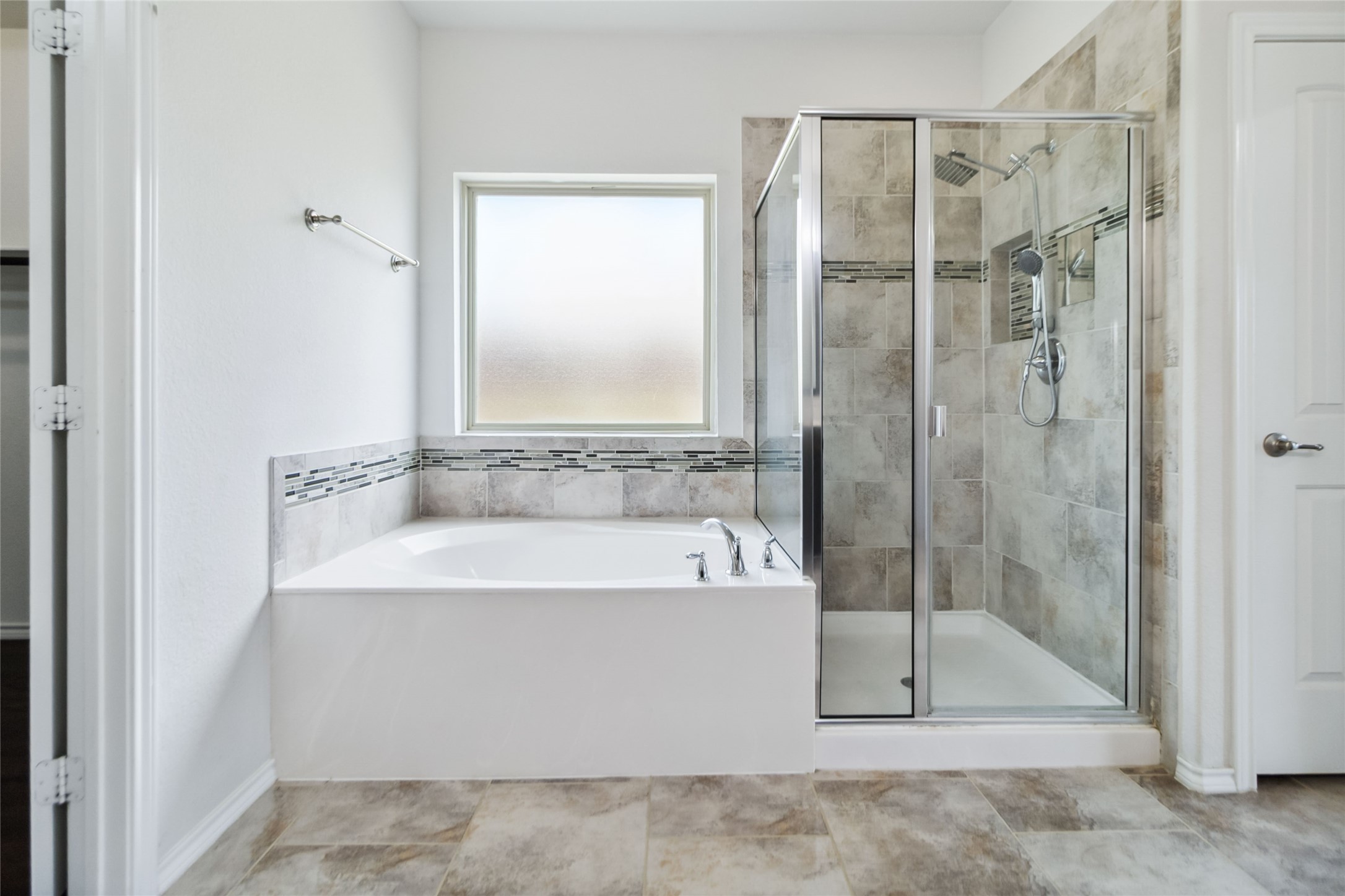 1112 Crest Ridge Drive