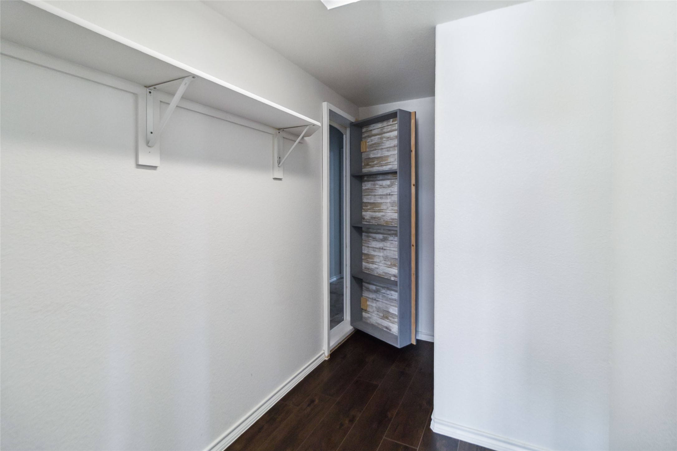 1112 Crest Ridge Drive