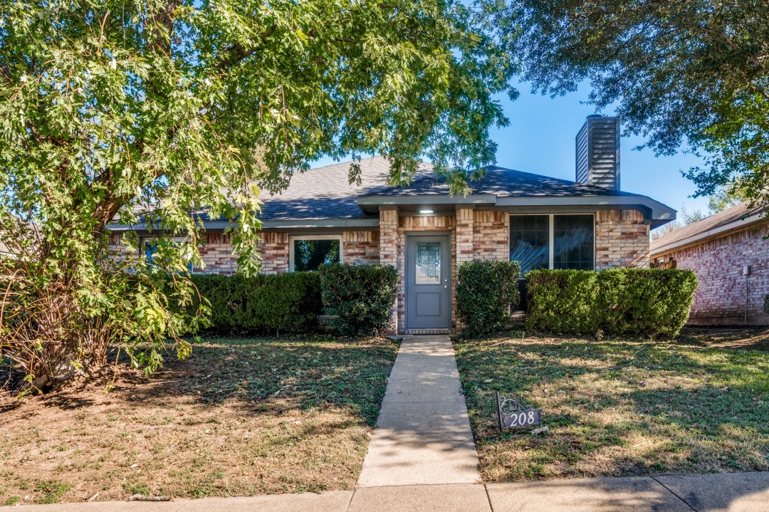 208 Wedgewood Lane