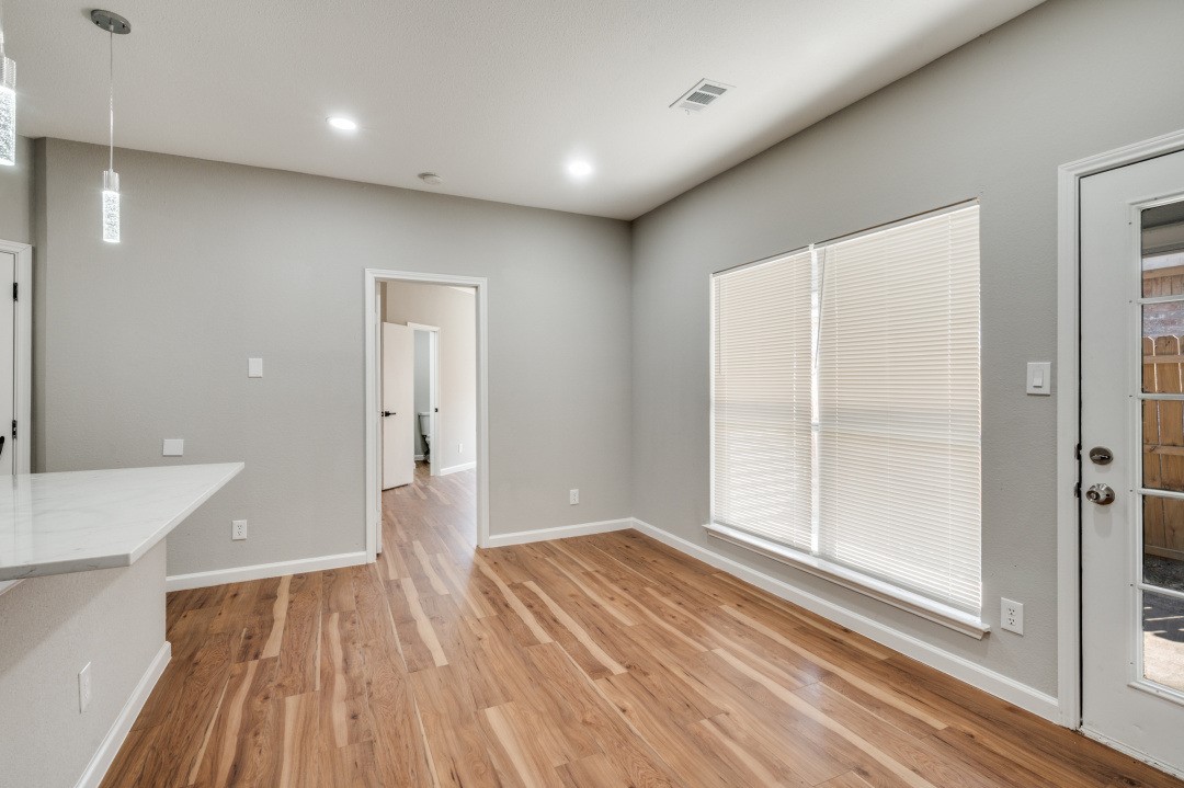 208 Wedgewood Lane