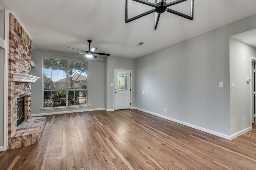 208 Wedgewood Lane
