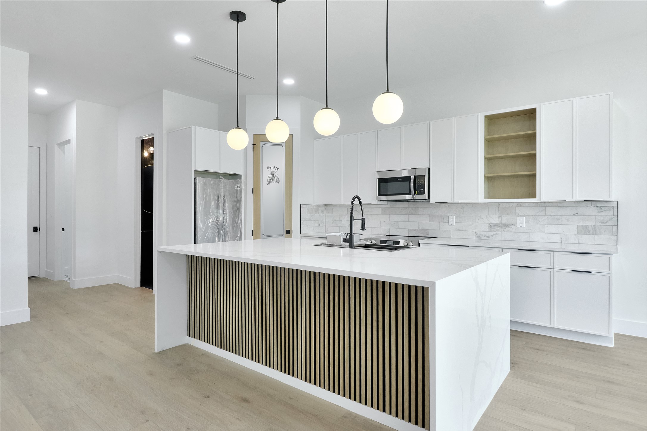 3629 Vancouver