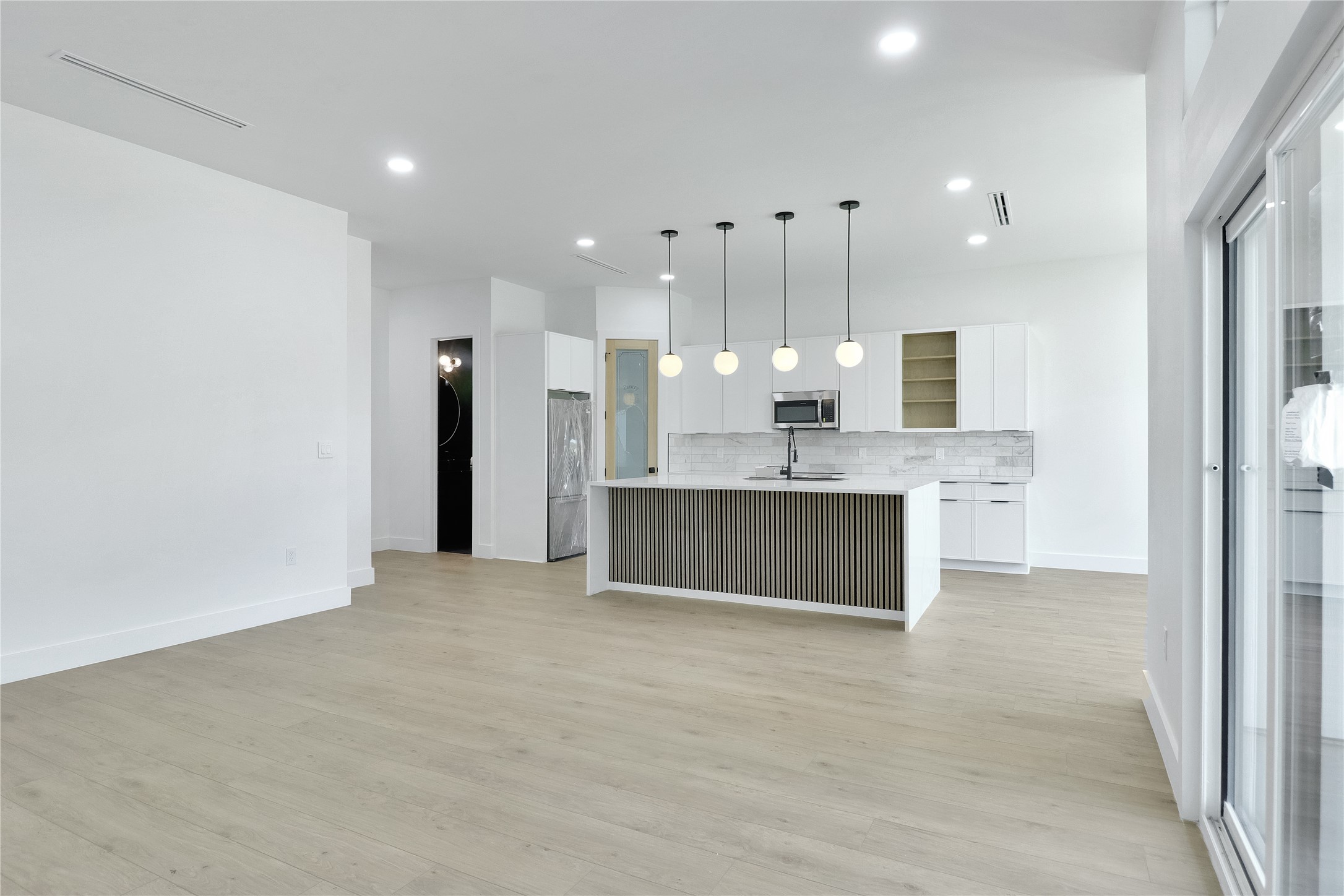 3629 Vancouver