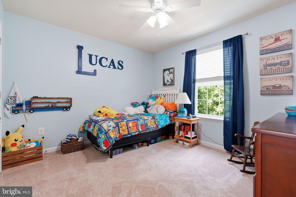 620 BRACEY DRIVE