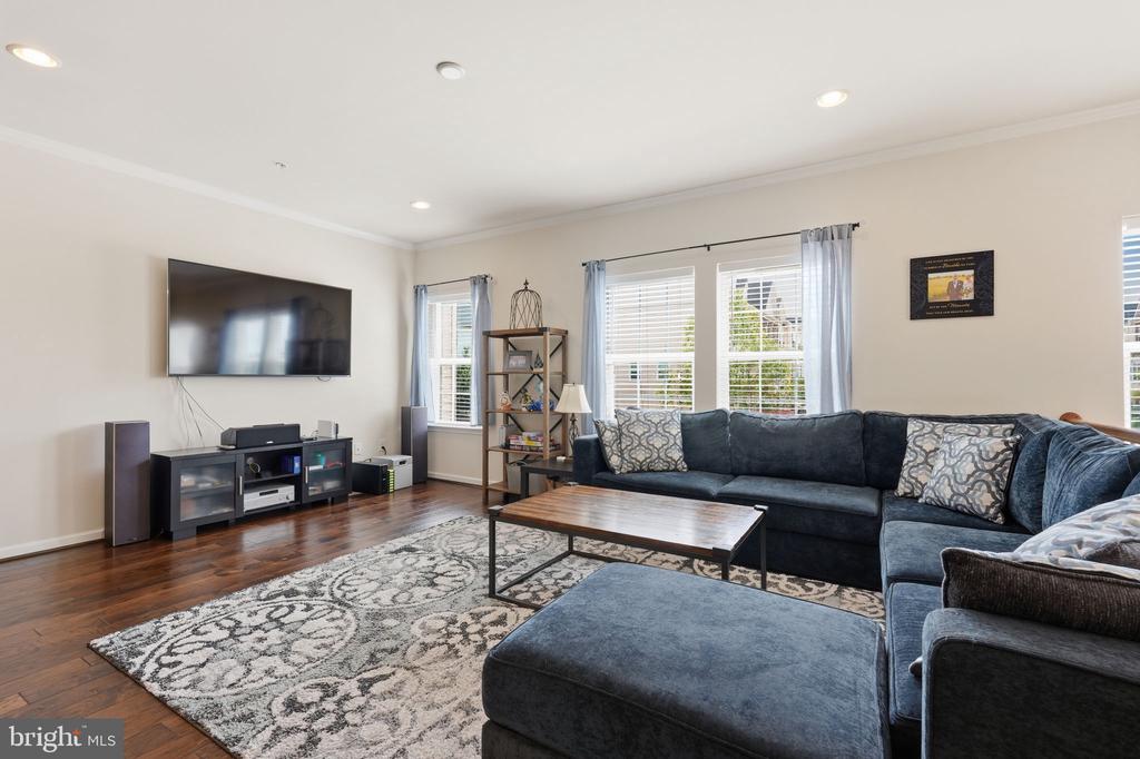 620 BRACEY DRIVE