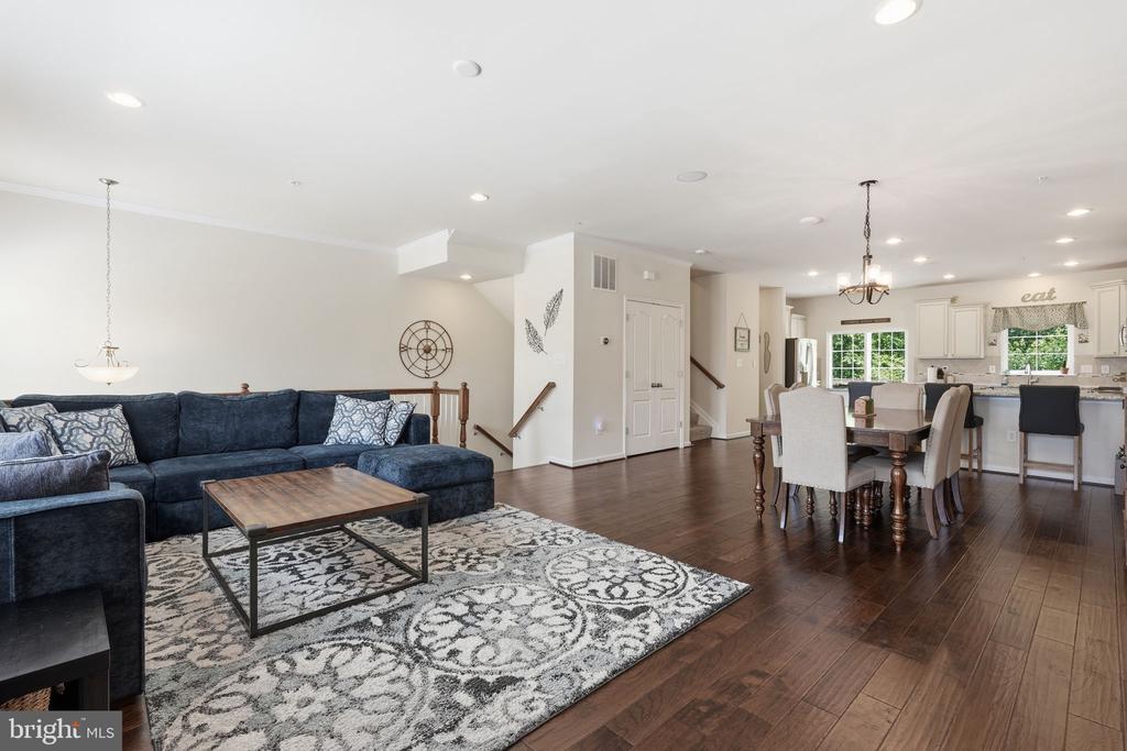 620 BRACEY DRIVE