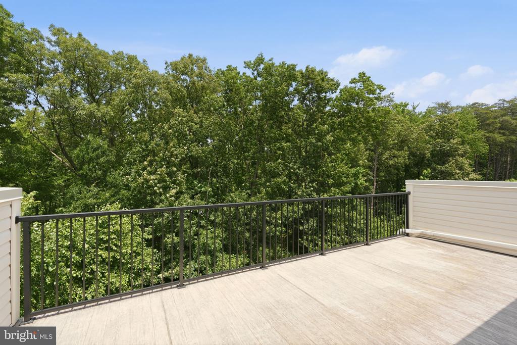 620 BRACEY DRIVE