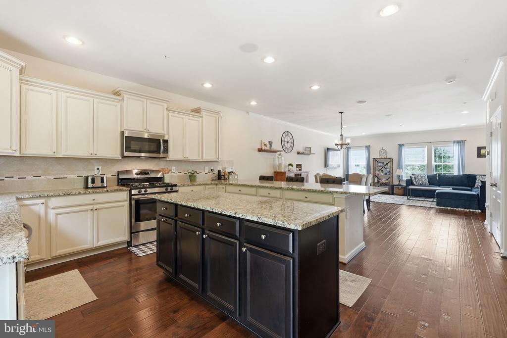 620 BRACEY DRIVE