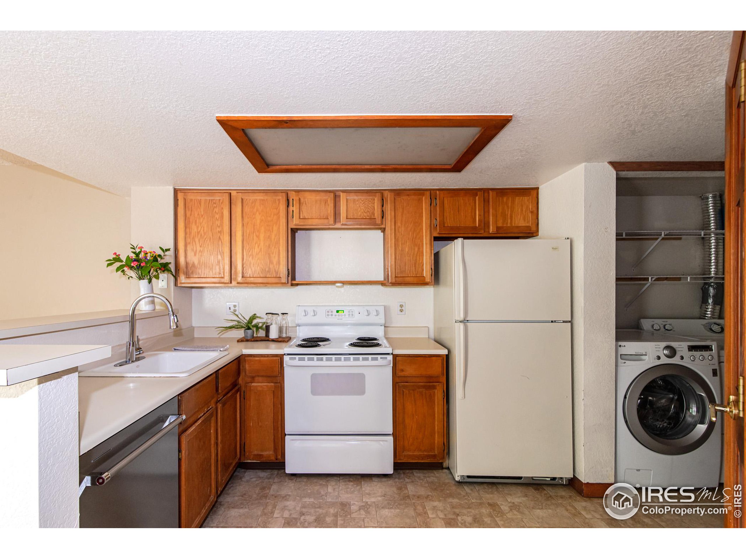 5924 Gunbarrel Ave Unit: A