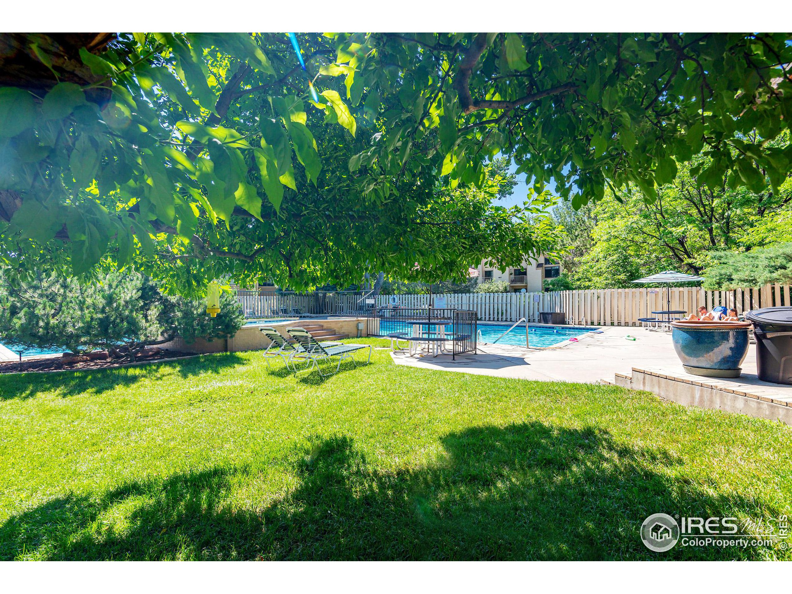 5924 Gunbarrel Ave Unit: A