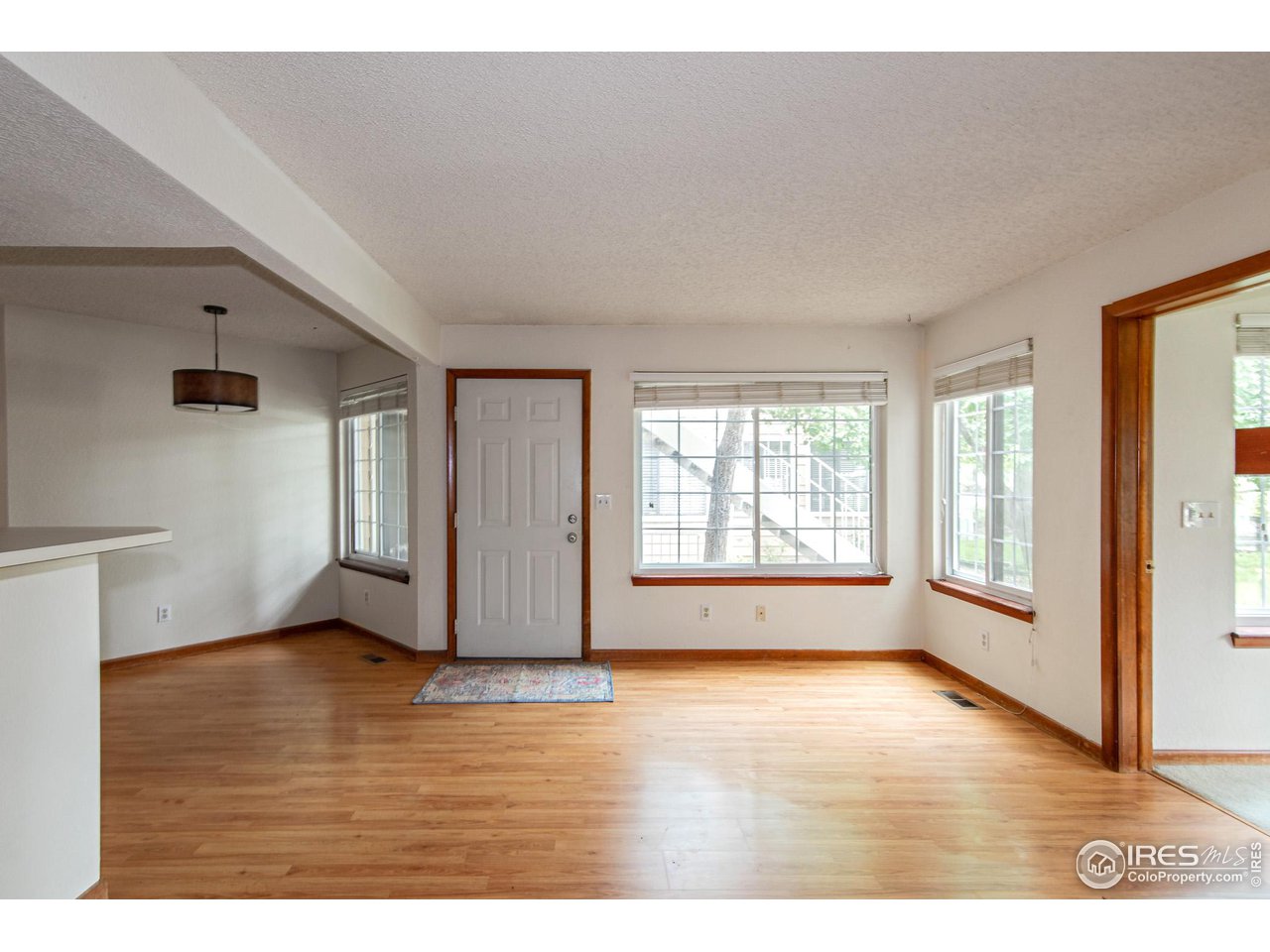 5924 Gunbarrel Ave Unit: A