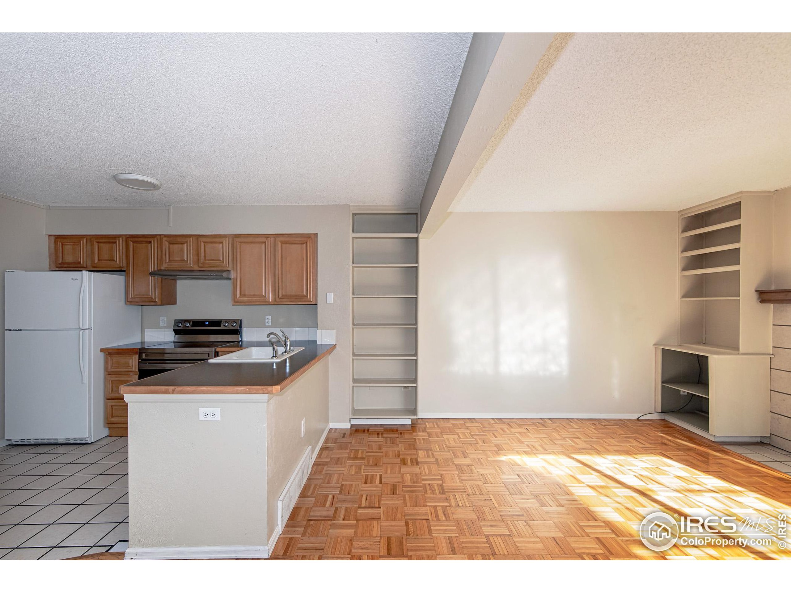 4717 Spine Rd Unit: D